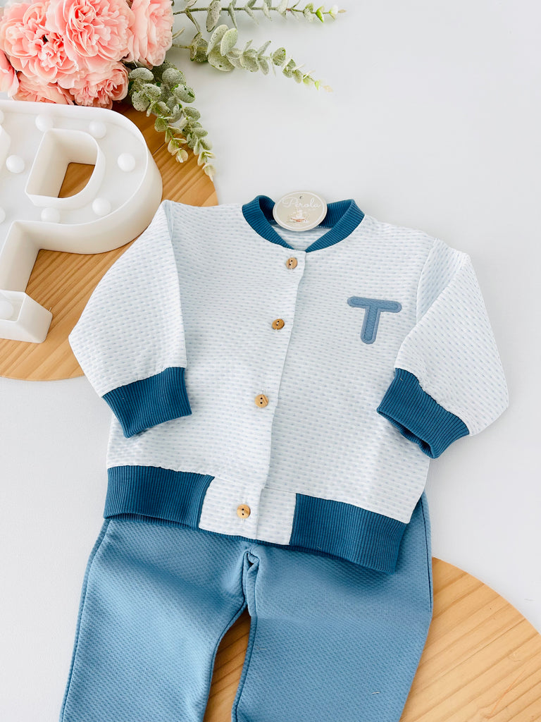 Conjunto menino: blusão e calças
