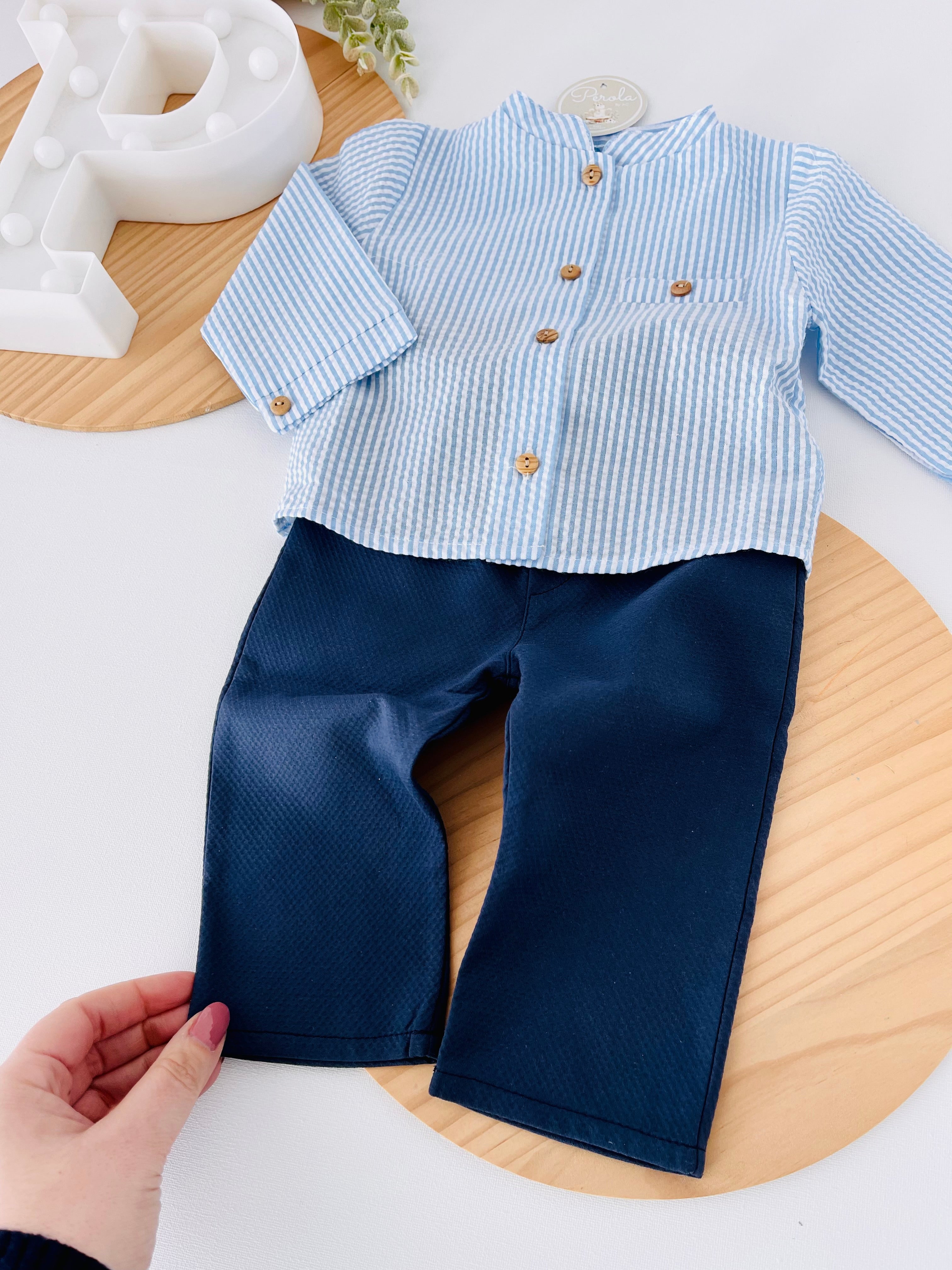 Conjunto menino risquinhas: camisa e calças