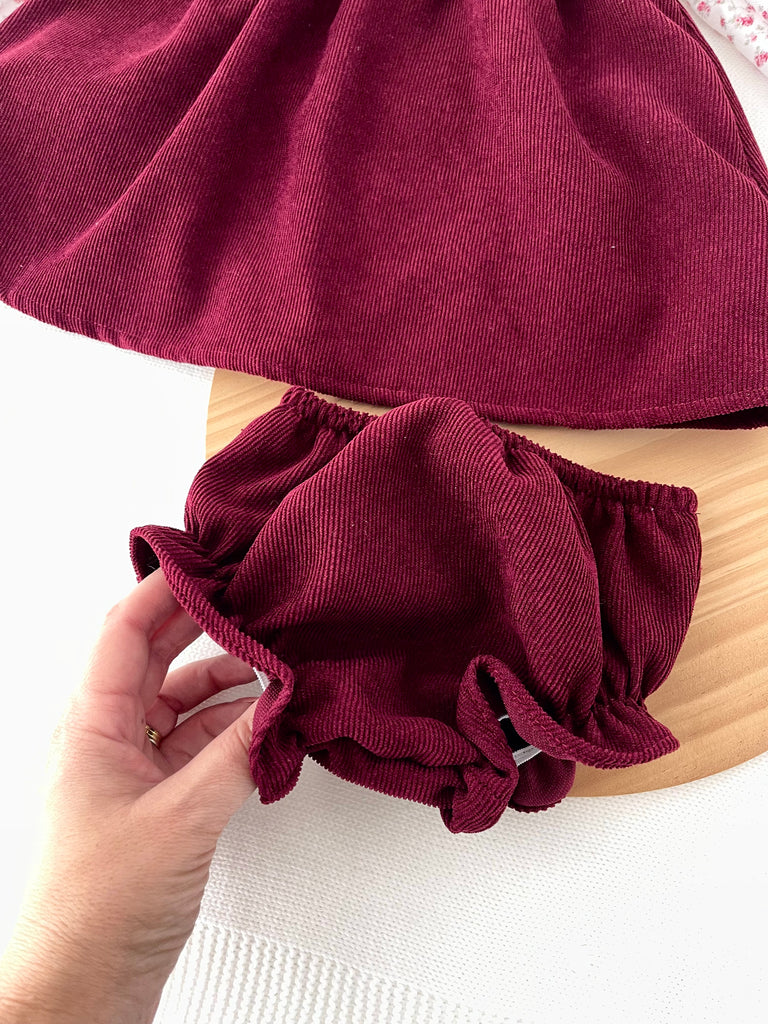 Conjunto Bordeaux Floral