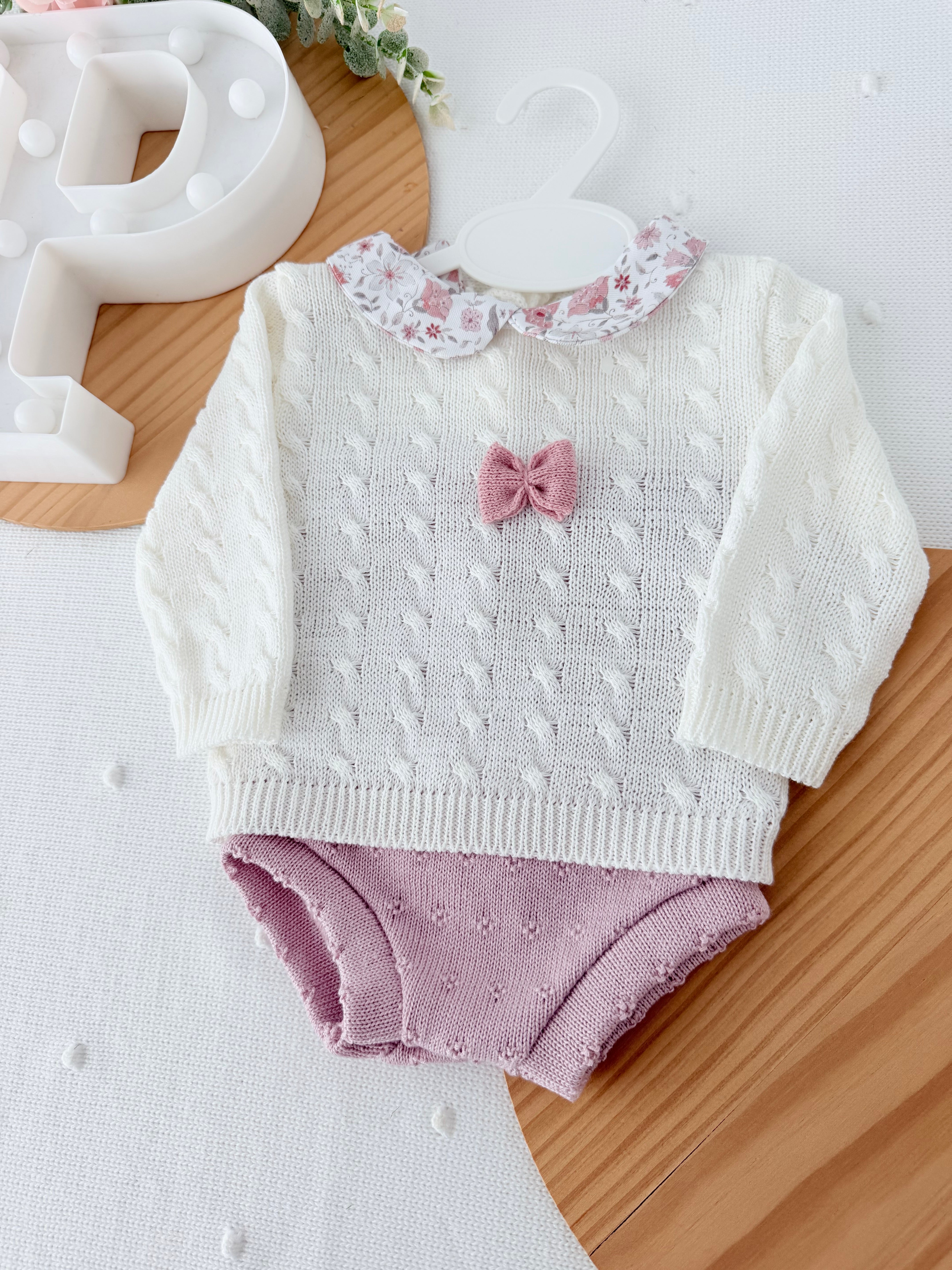 Conjunto rosa: camisola e tapa fraldas 1/3M
