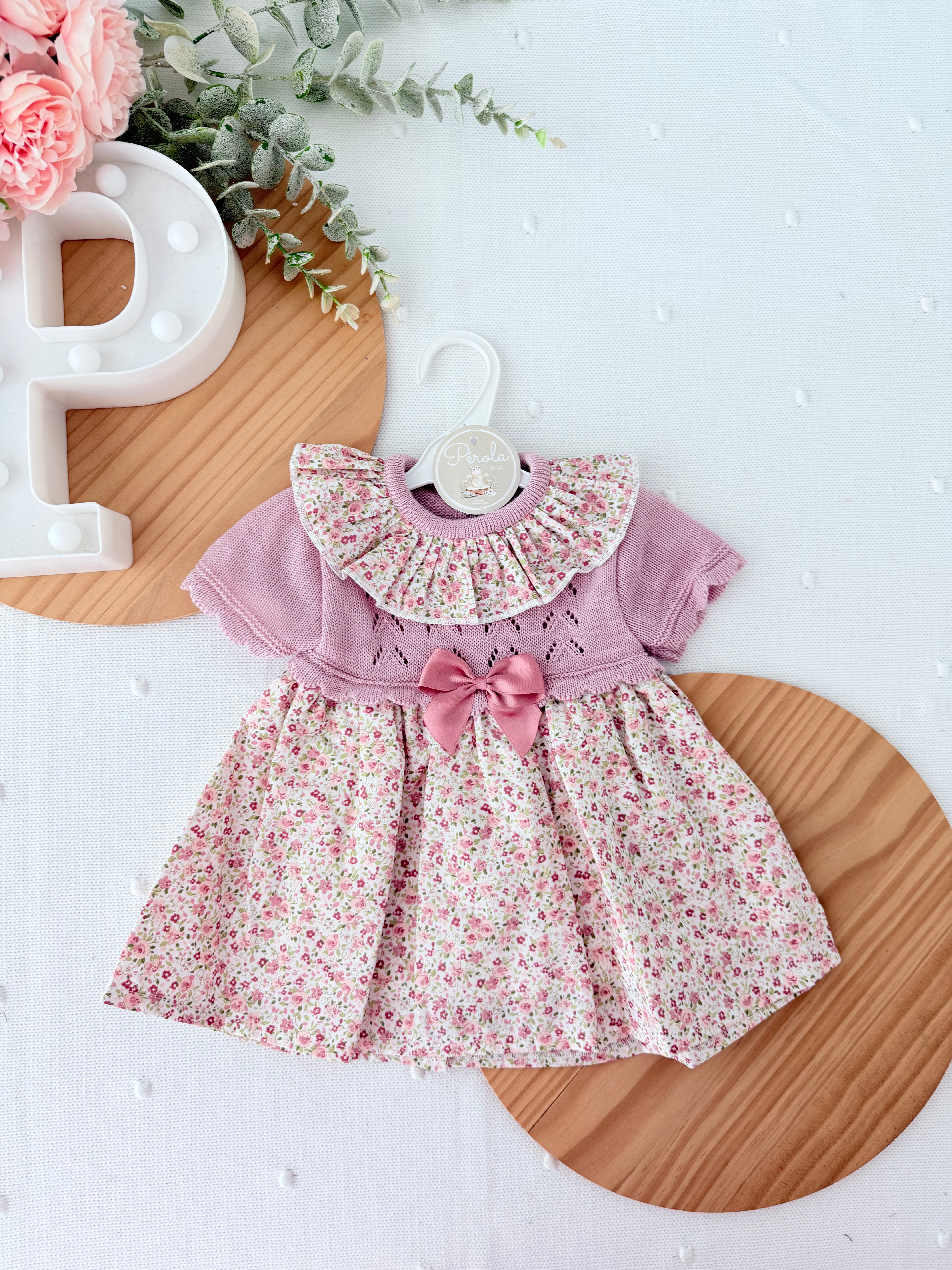 Vestido tema flores e laço 3-12M