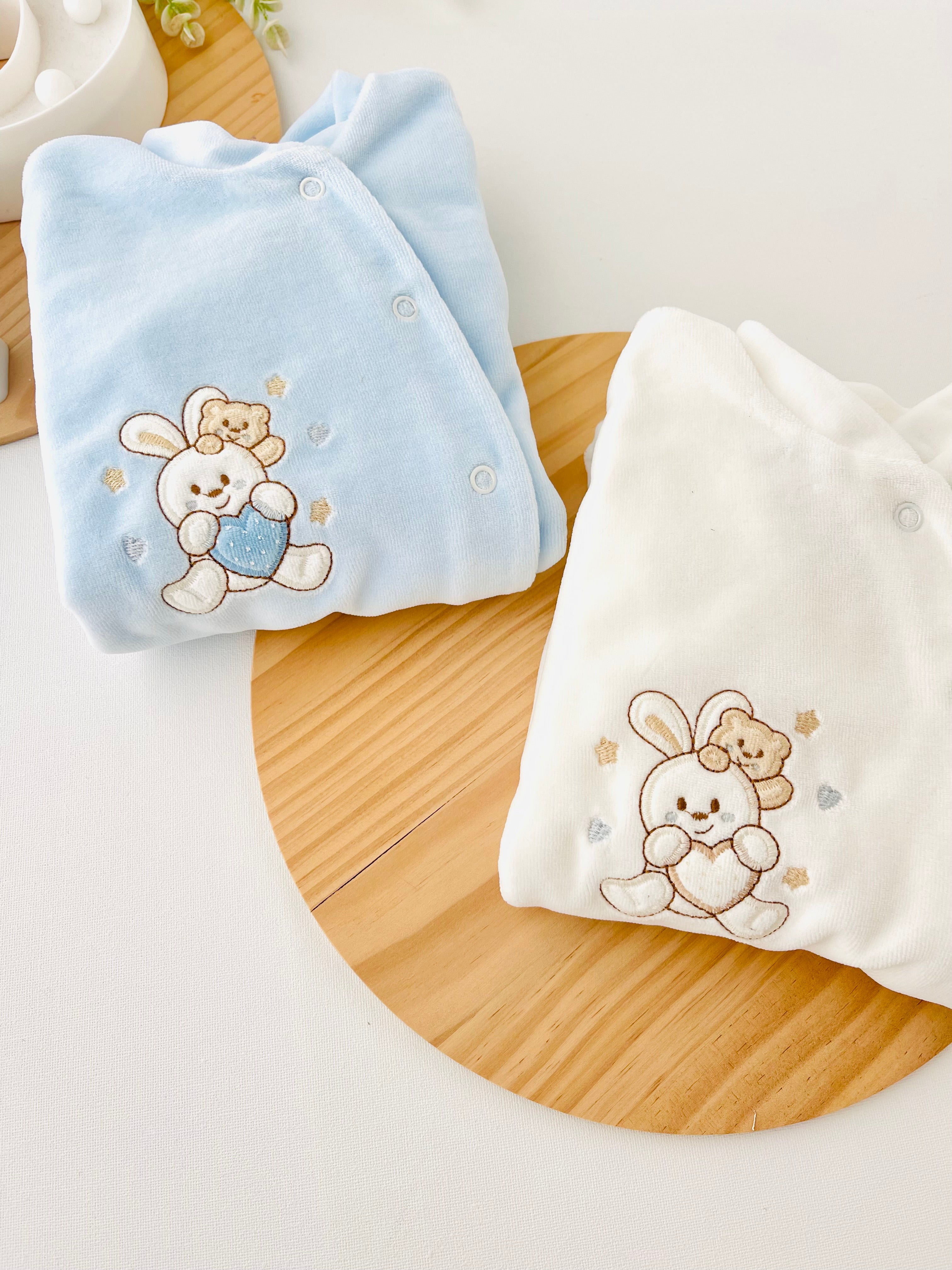 Babygrow veludo grande  3m 6m 9m e 12m