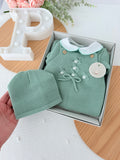 Saídas de maternidade: jardineiras, camisola e gorro outono inverno