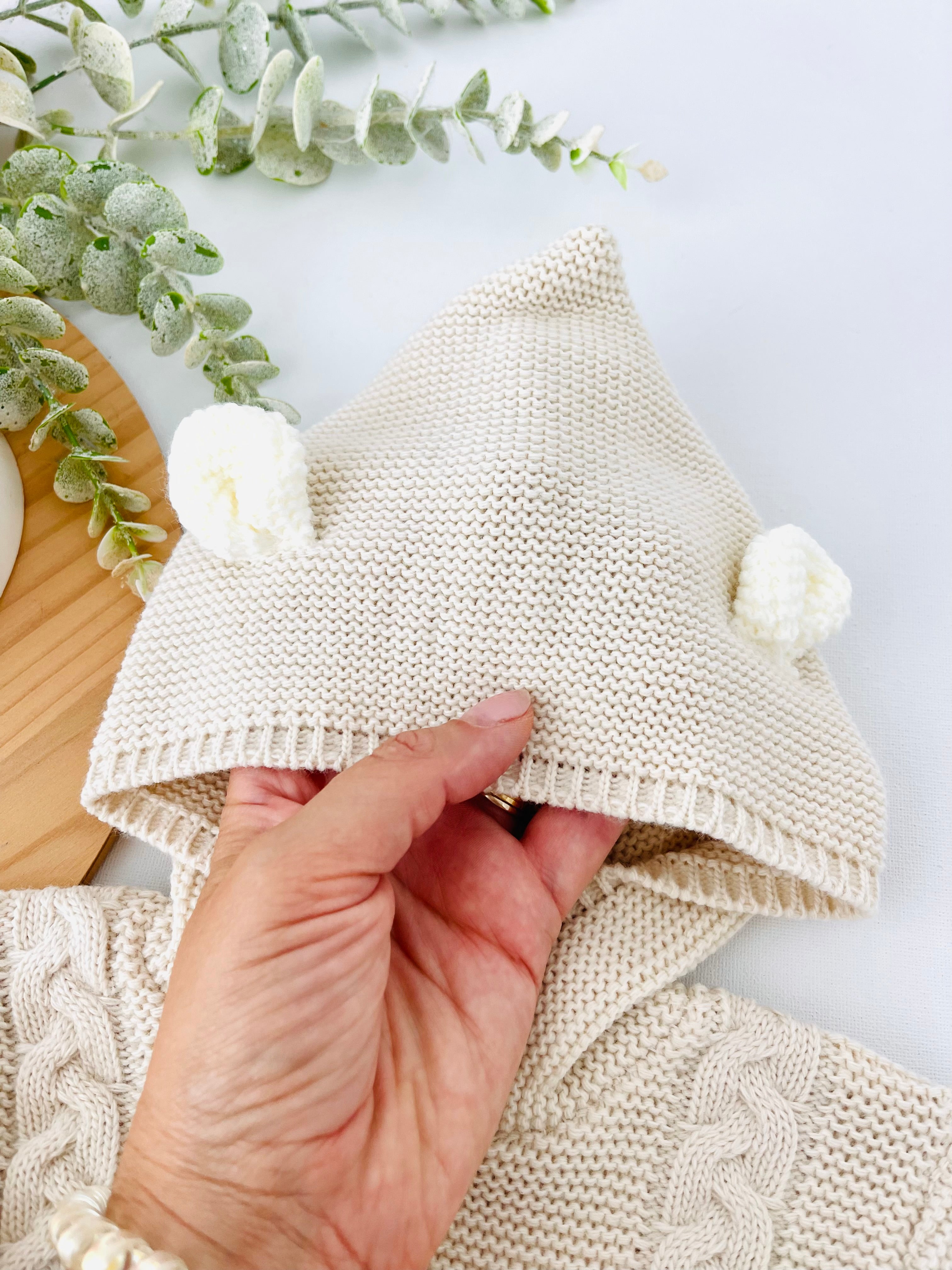 Macacão com orelhinhas unissexo