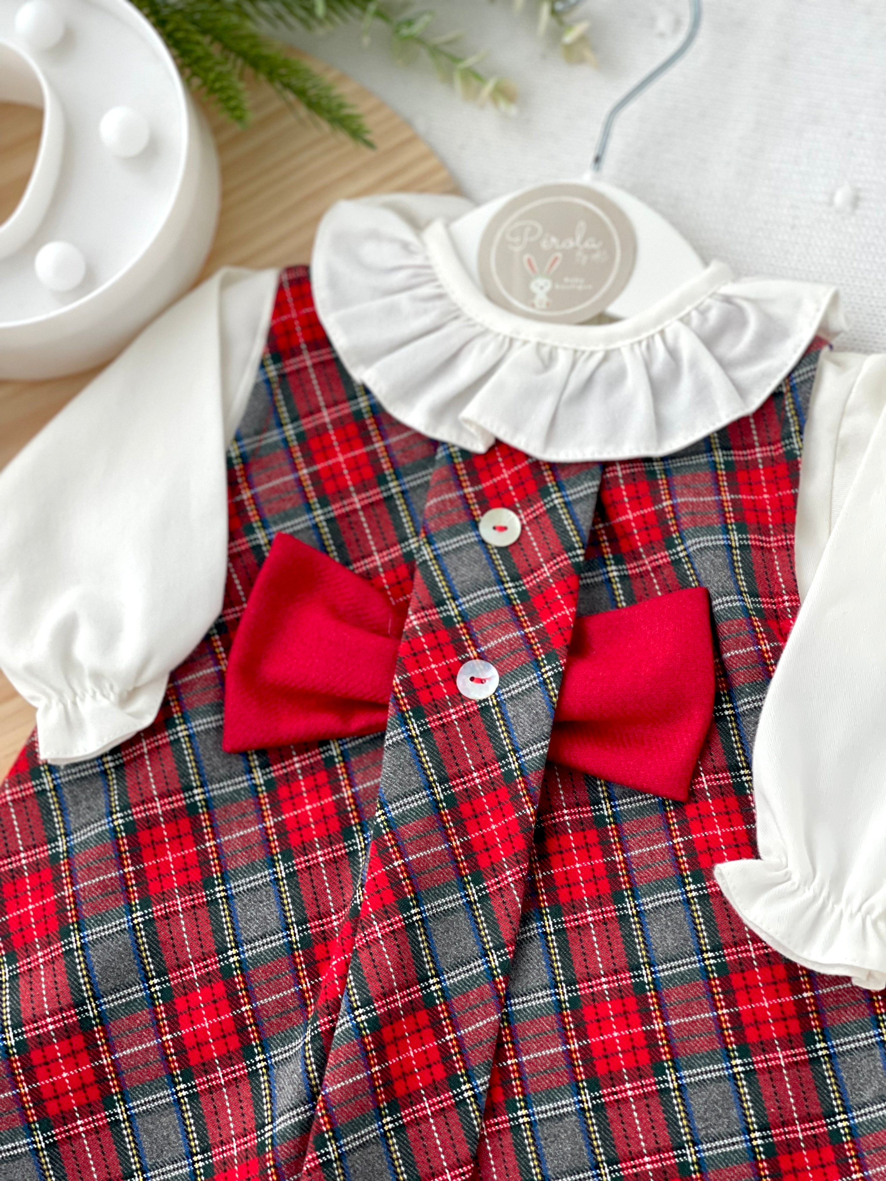 Conjunto laço: vestido xadrez  e camisa