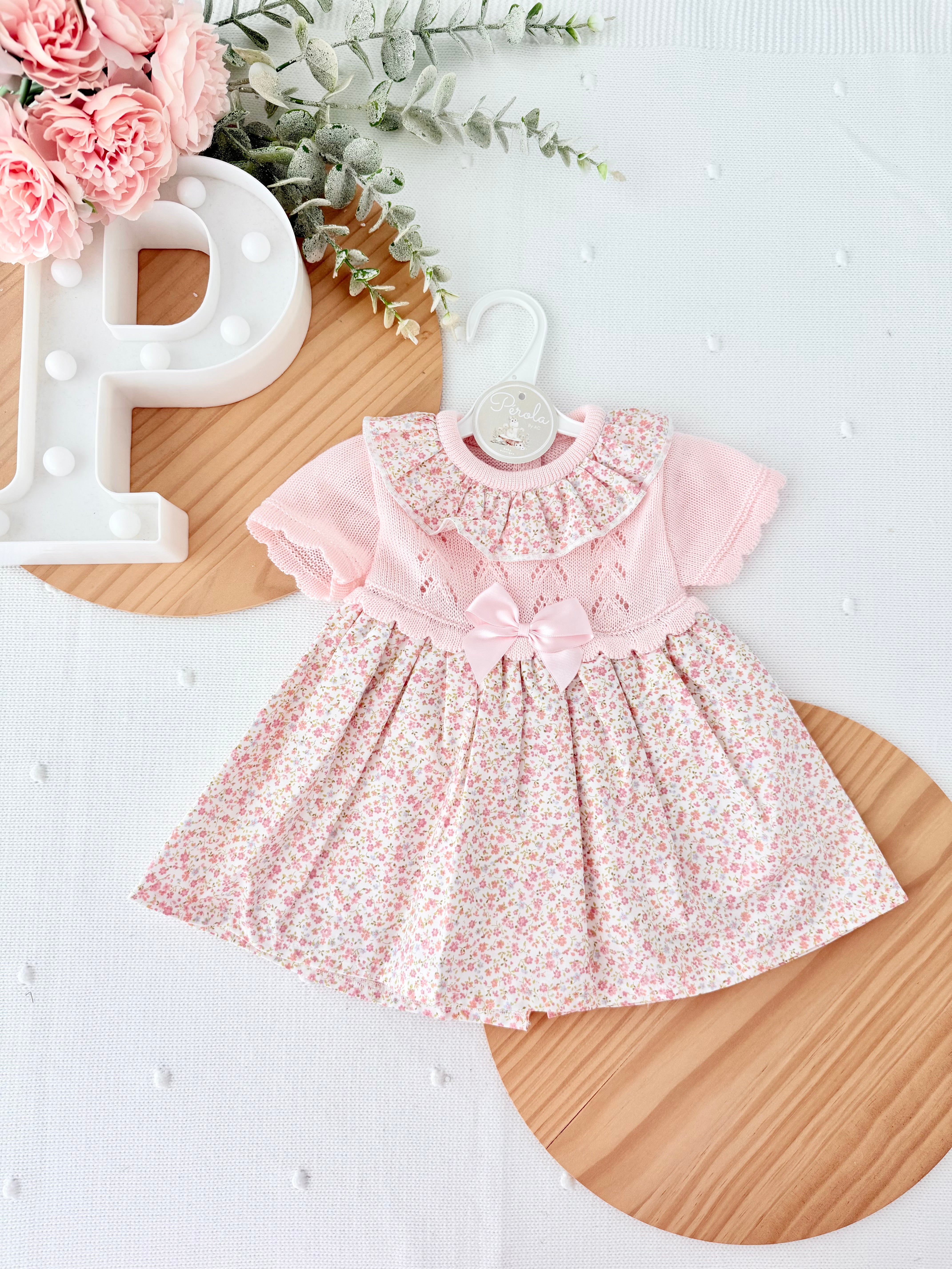 Vestido tema flores e laço 3-12M