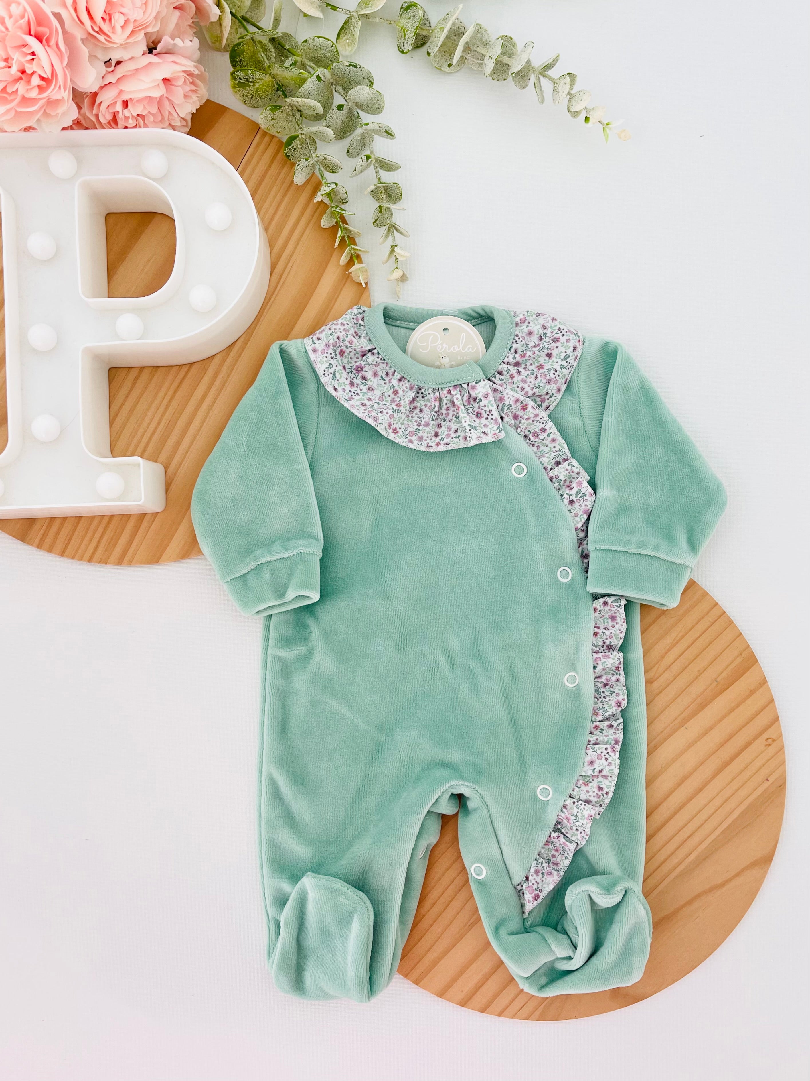 Babygrow em VELUDO- tema flores roxas