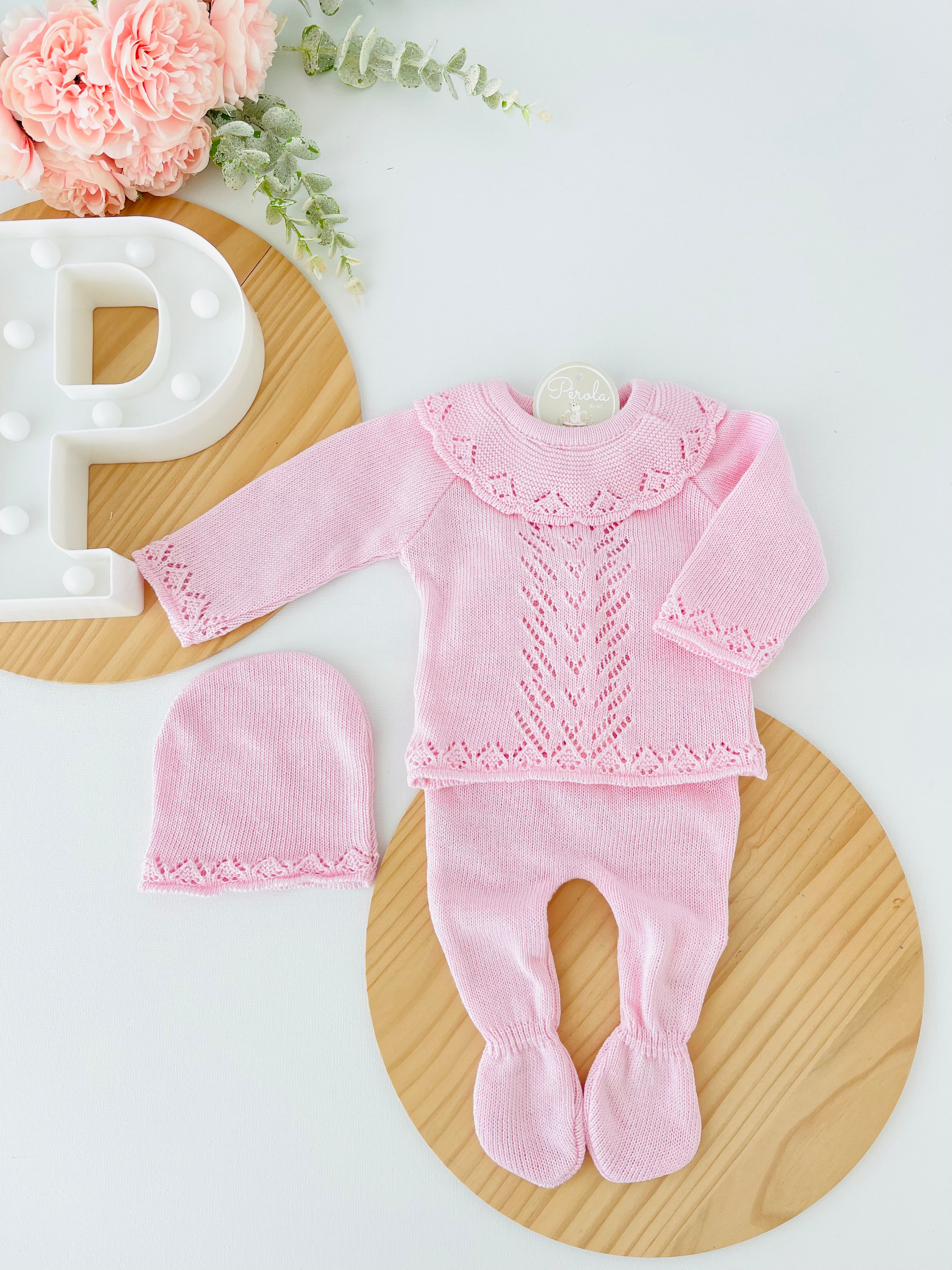 Conjunto malha com golinha: camisola, calças e touca