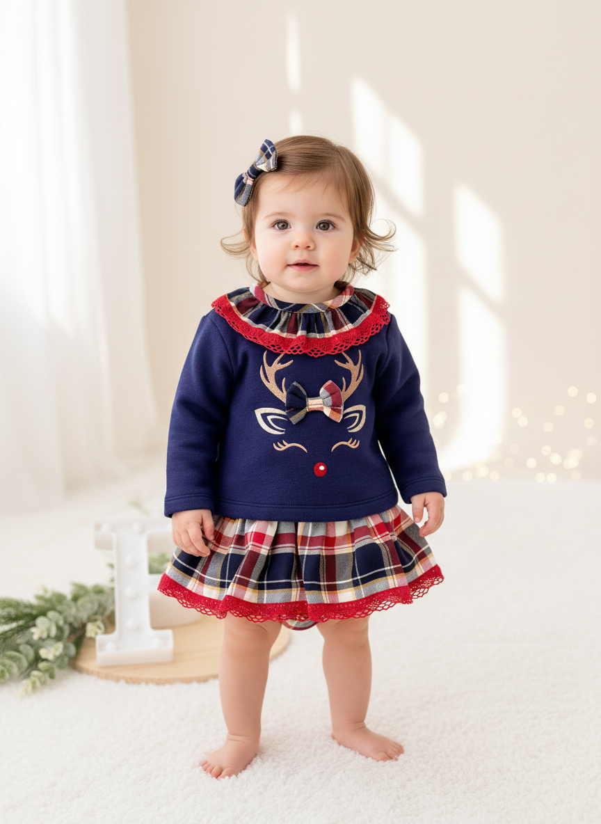 Conjunto Renas: gancho, camisola e saia/tapa fraldas