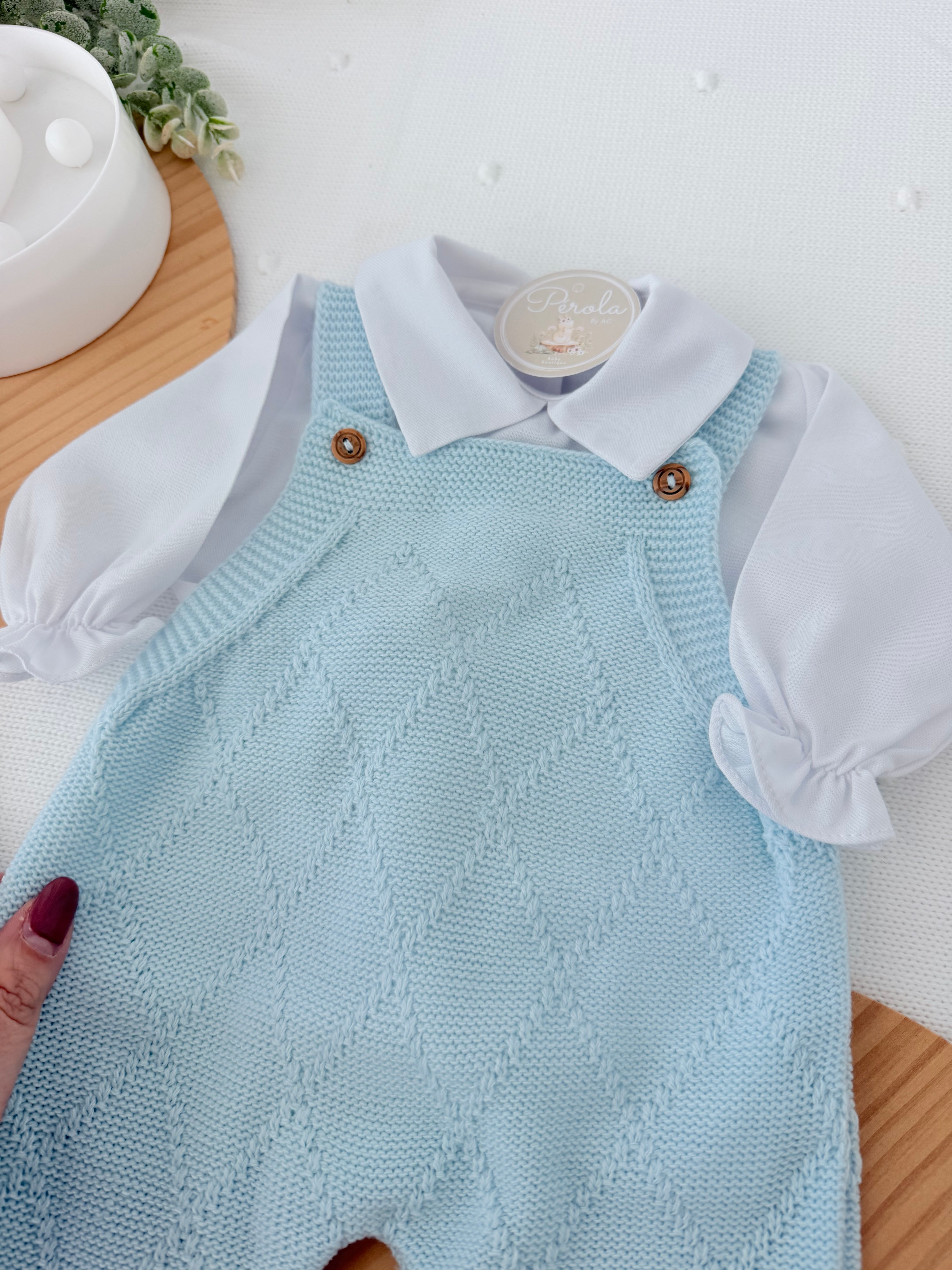 Conjunto losango: camisa, jardineiras e gorro Outono Inverno
