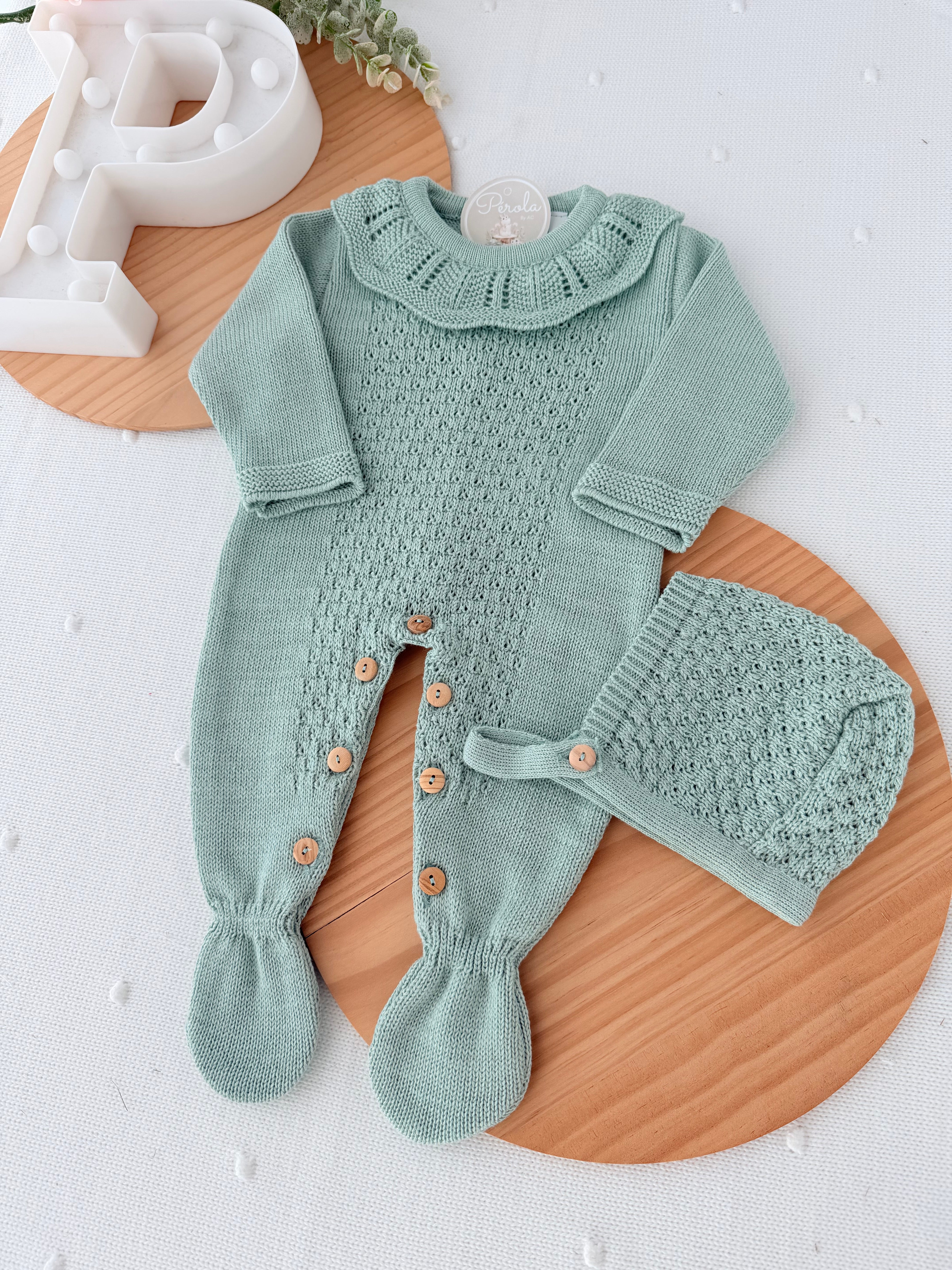 Conjunto Baby love: Babygrow e touca recém nascido