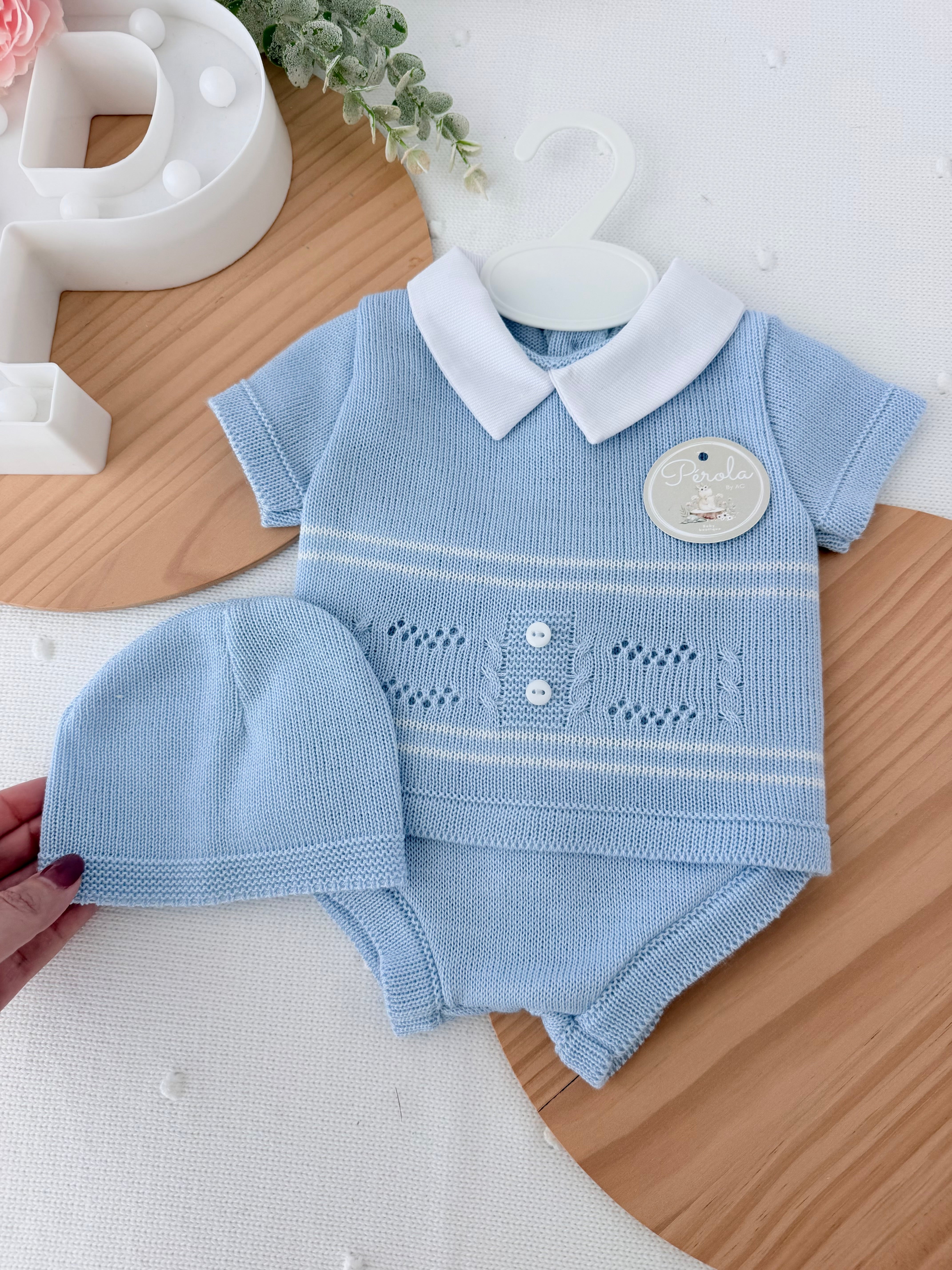 Conjunto azul 3 peças: camisola, tapa fraldas e gorro