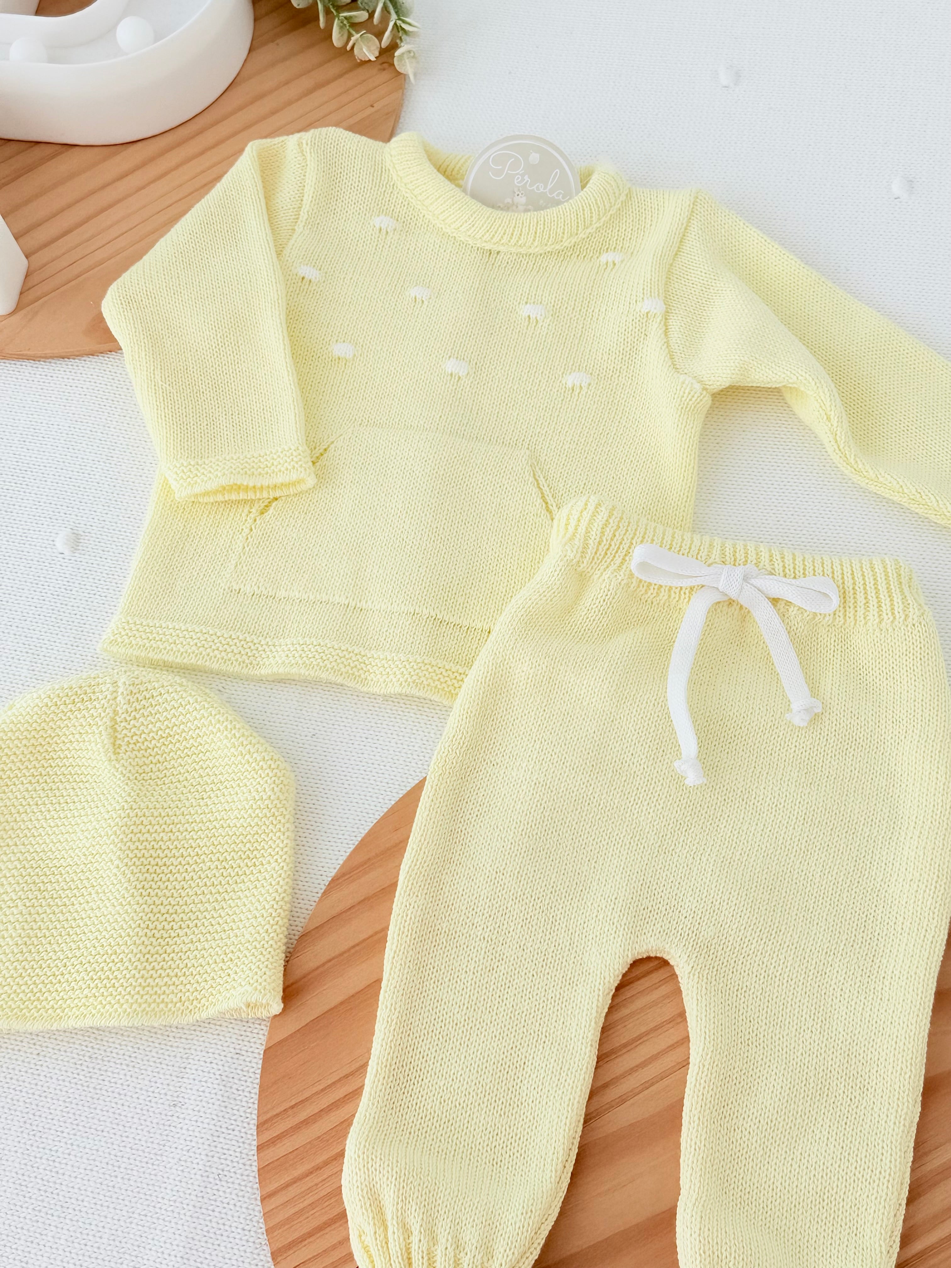 Conjunto Bebé: Camisola, Calças e Gorro 1M