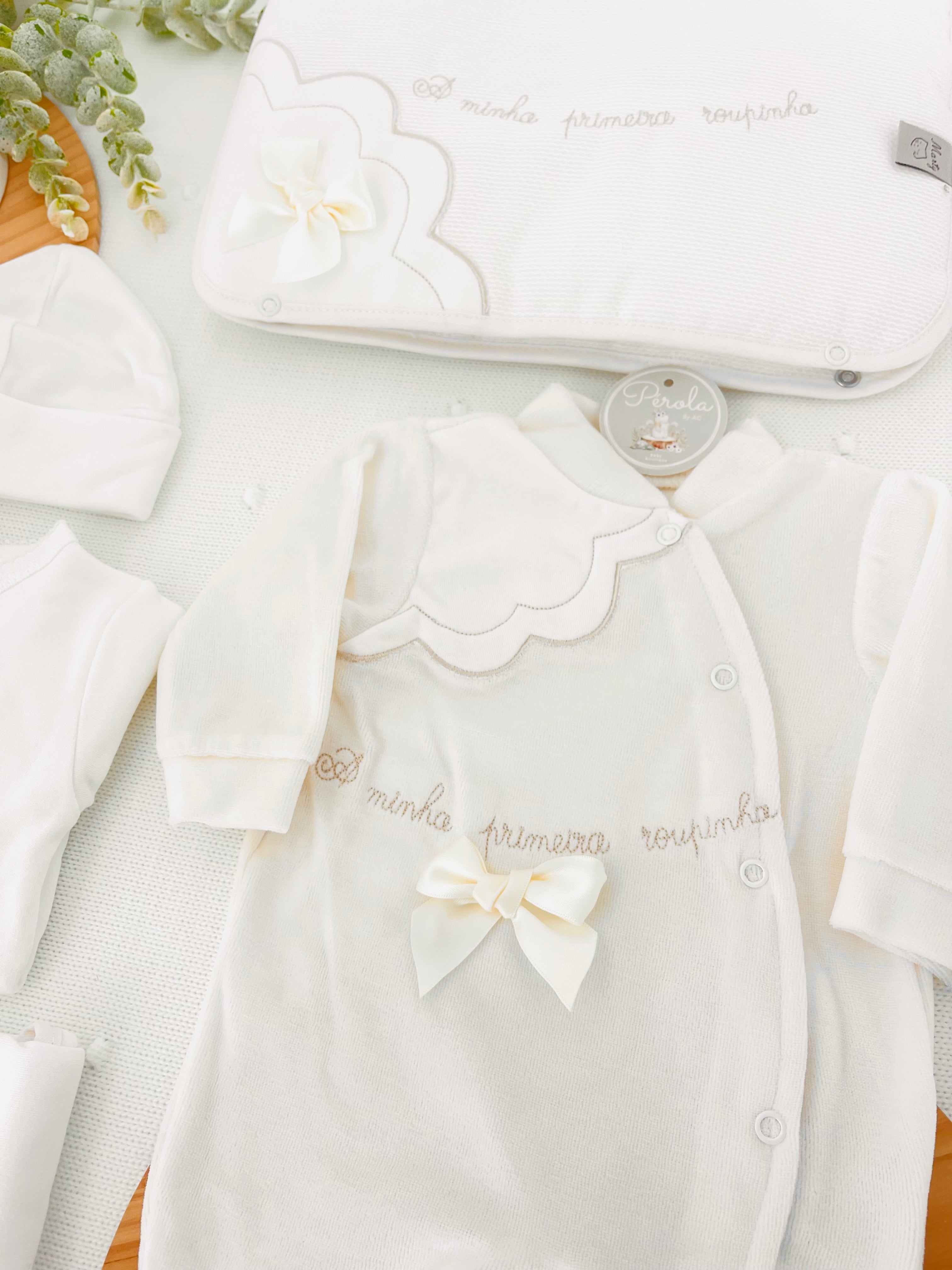 Conjunto primeira roupinha veludo