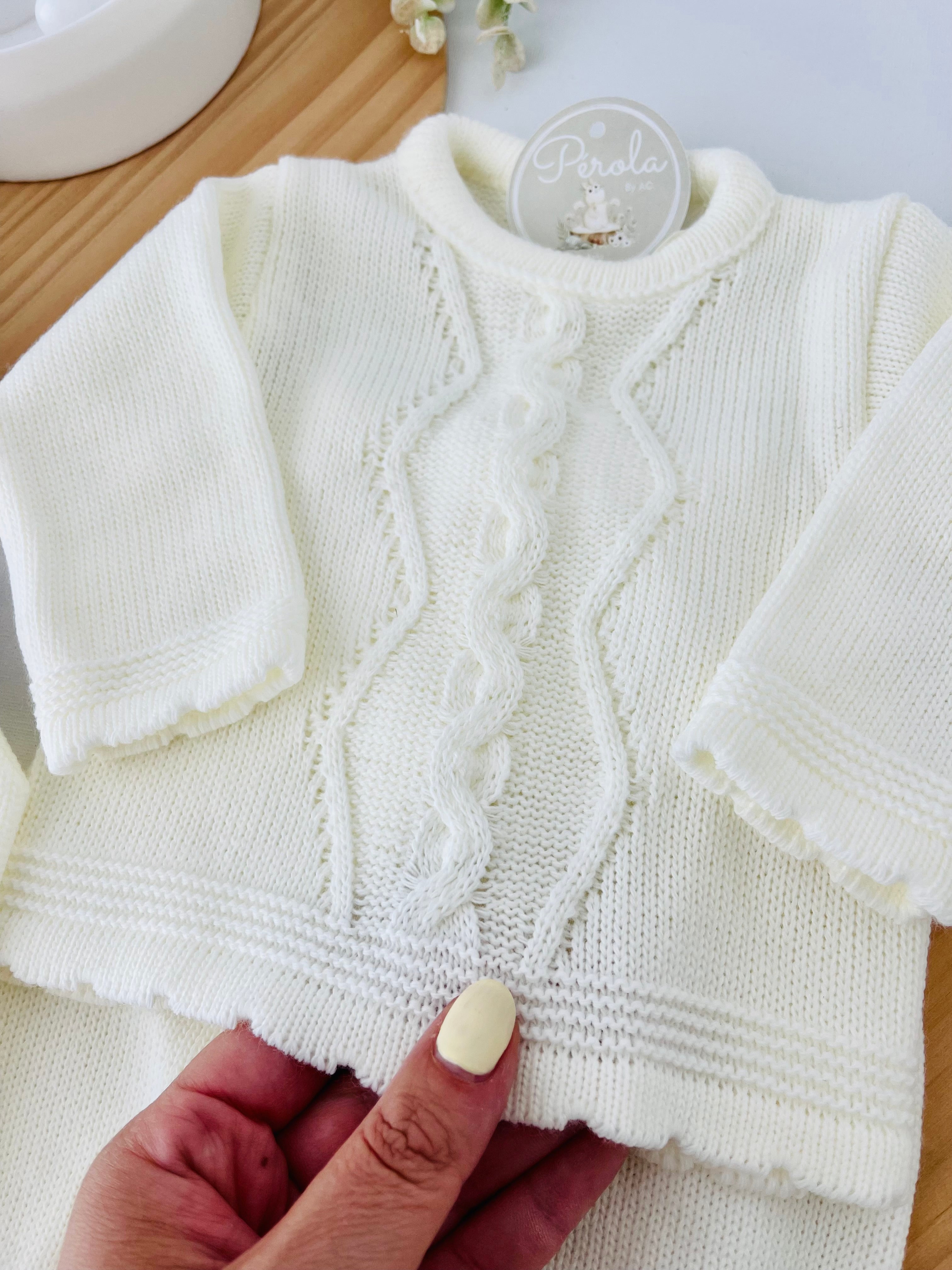 Conjunto malha trança : camisola, calças e gorro