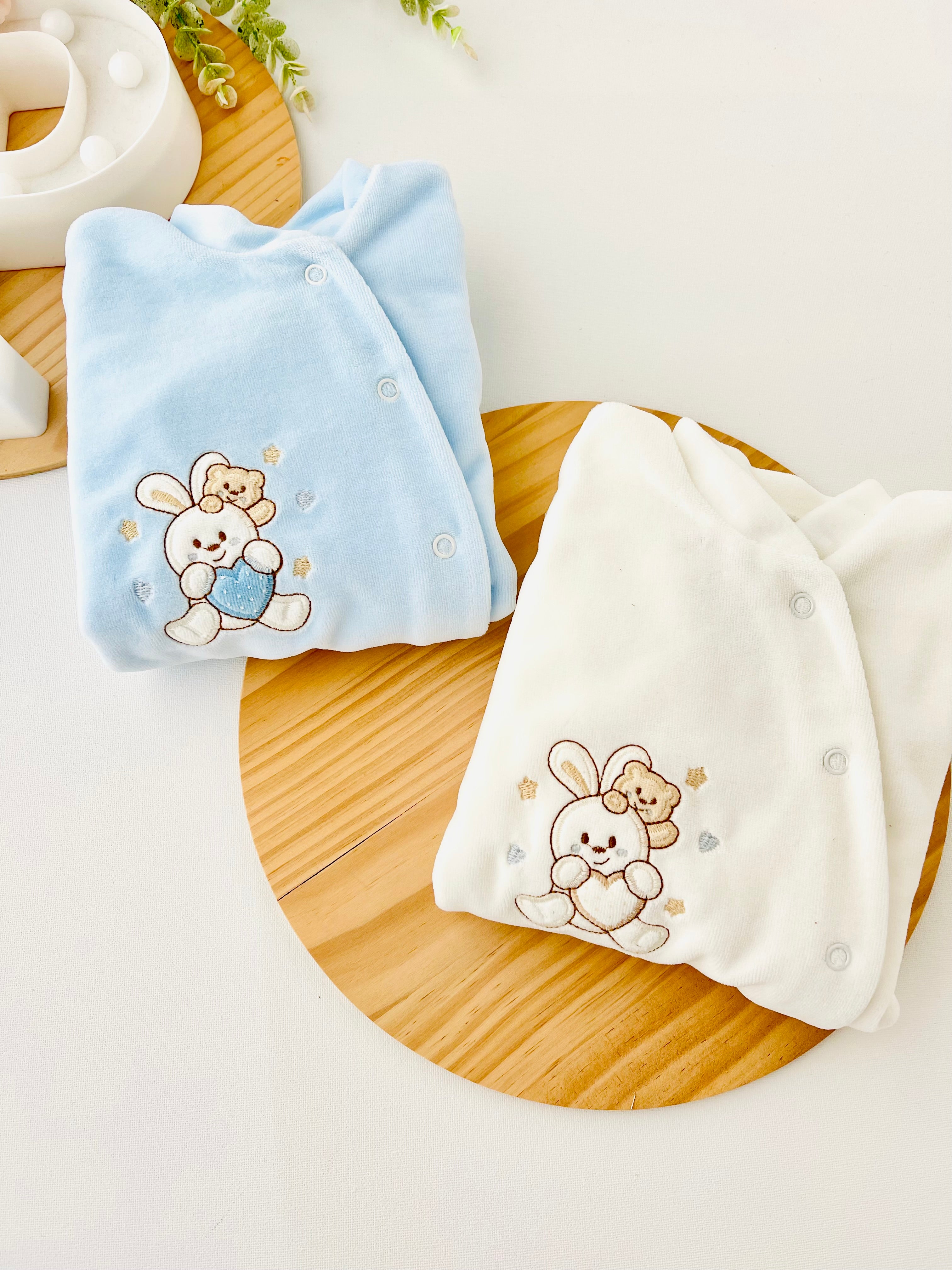 Babygrow veludo grande  3m 6m 9m e 12m