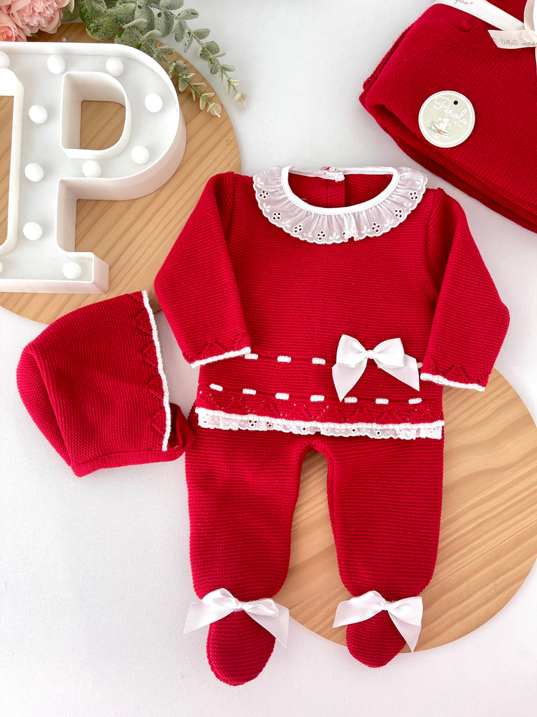 Conjunto rendinha vermelho: camisola, calças e touca