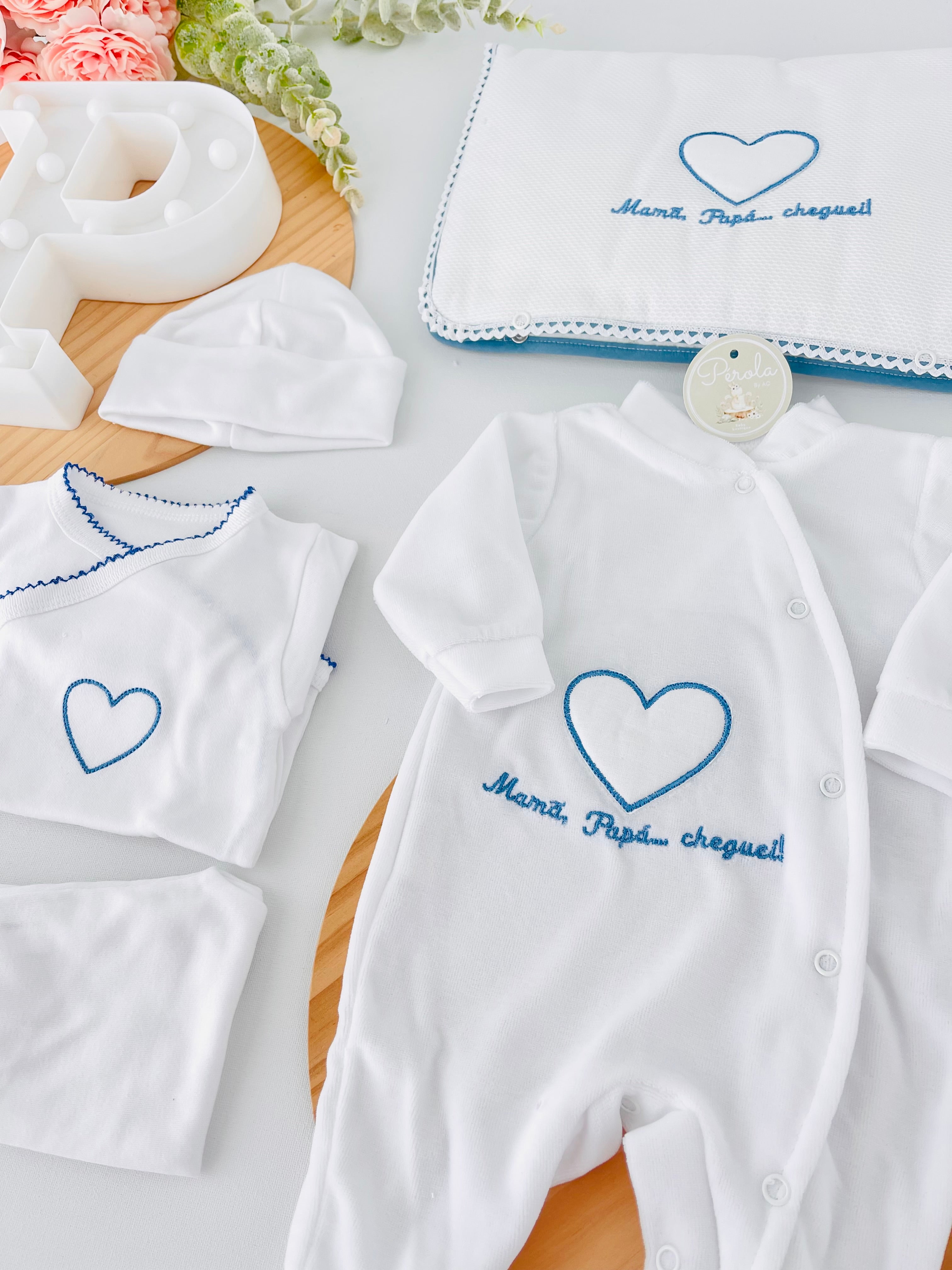Conjunto primeira roupinha veludo- Mamã Papá cheguei
