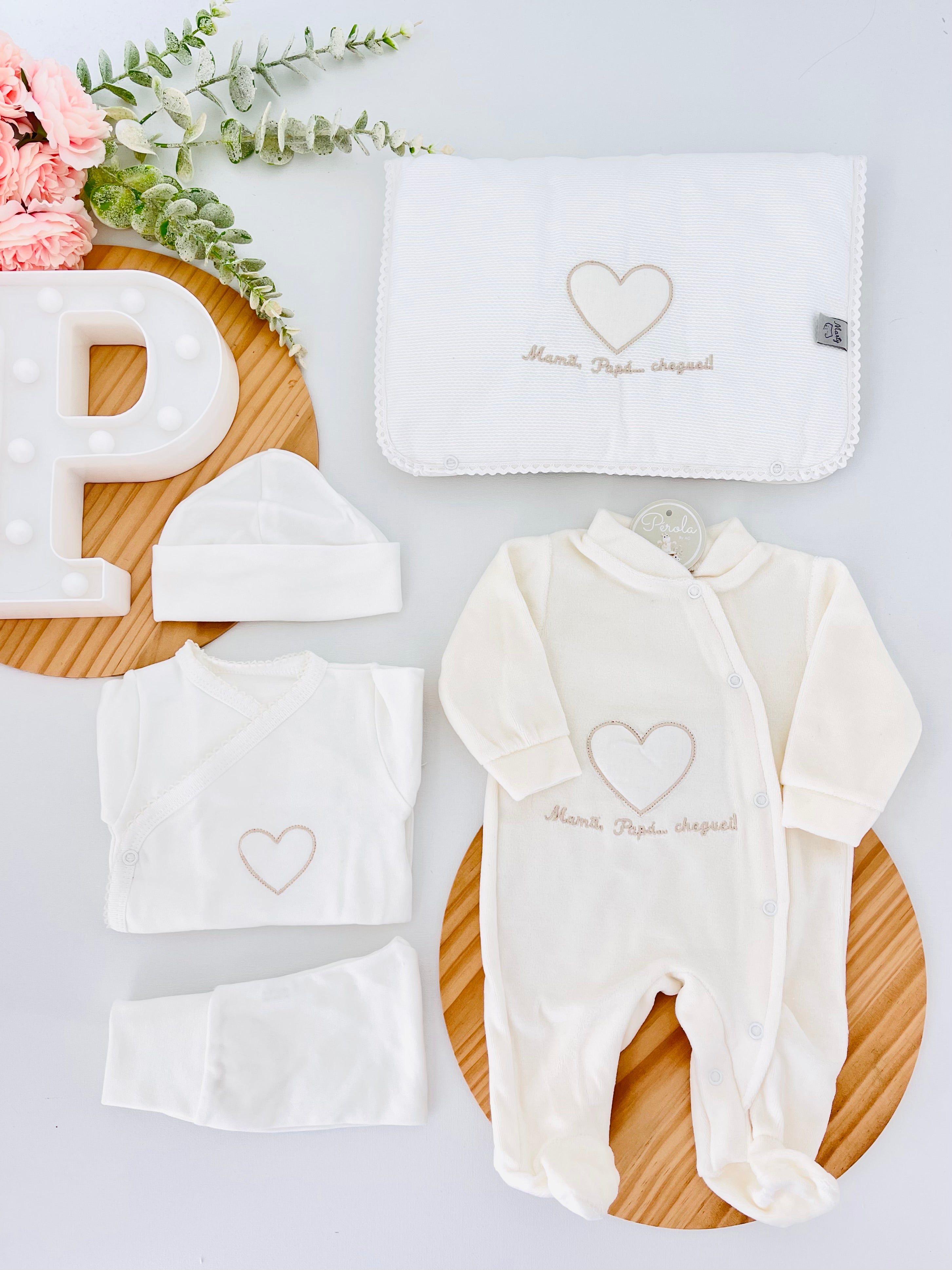 Conjunto primeira roupinha veludo- Mamã Papá cheguei