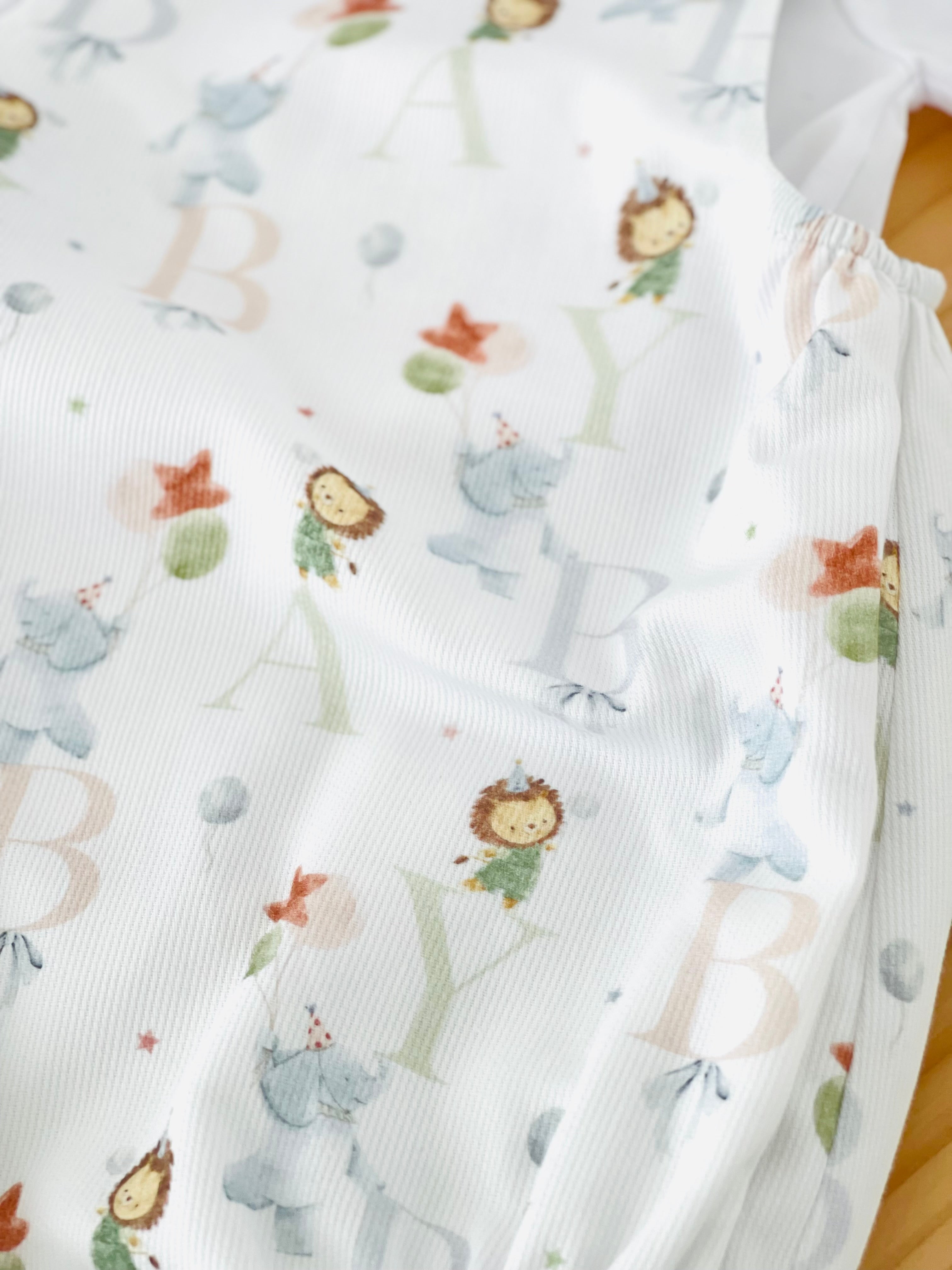 Conjunto letras: fofo e camisa