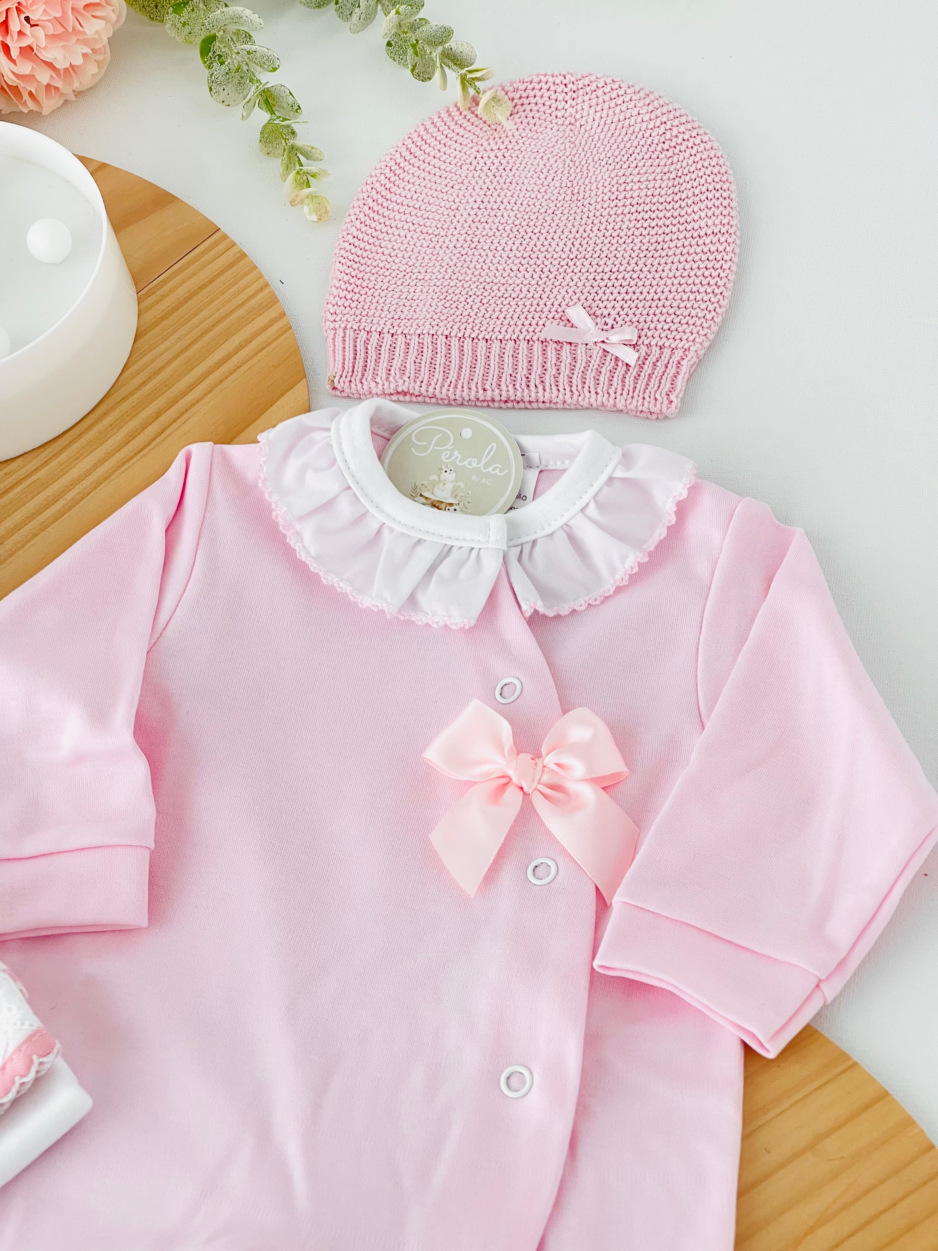 Pack 3 peças ROSA: Babygrow, gorro malha e fralda bordado inglês