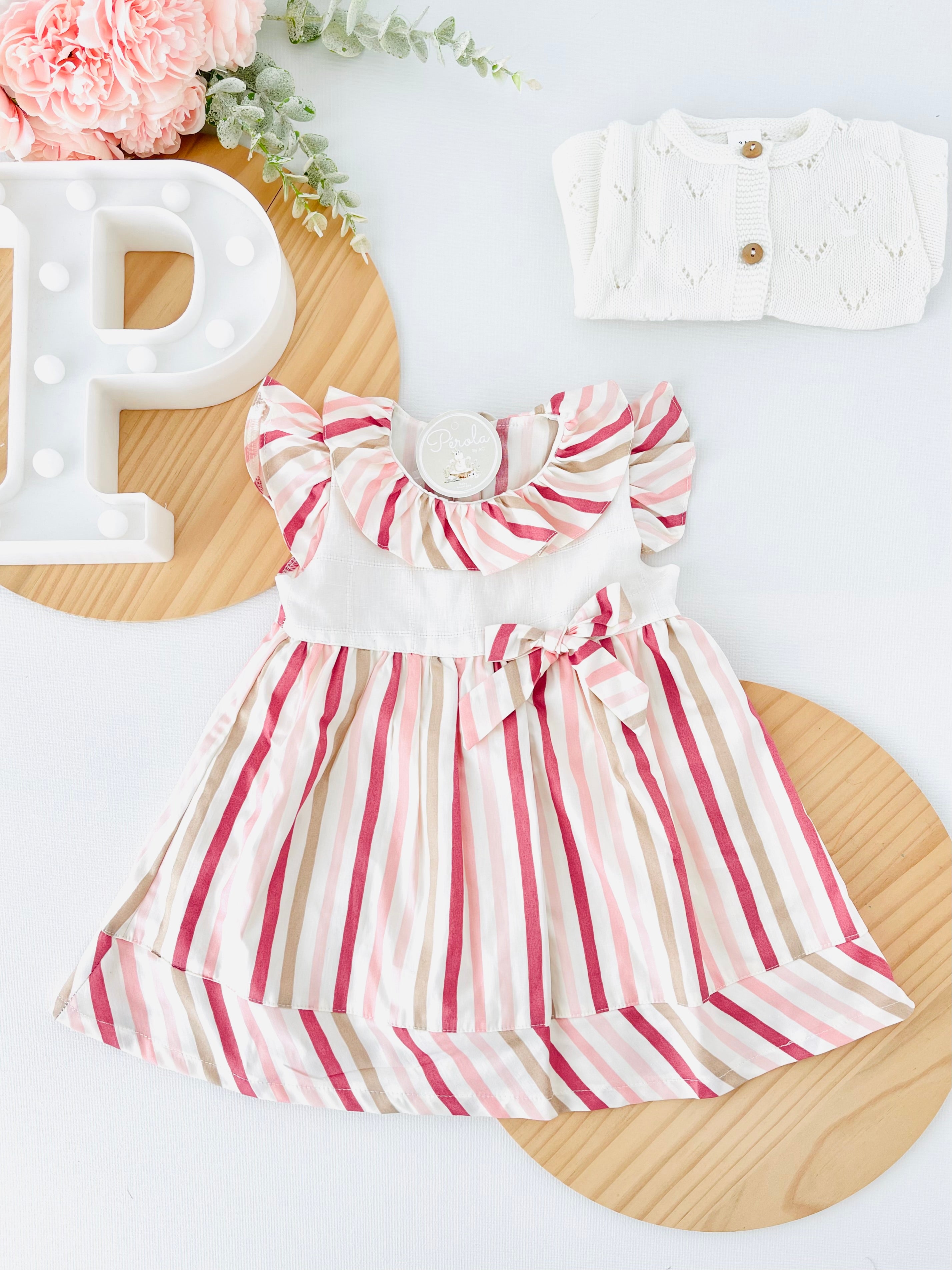 Vestido riscas em pérola
