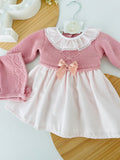 Vestido e touca rosa velho