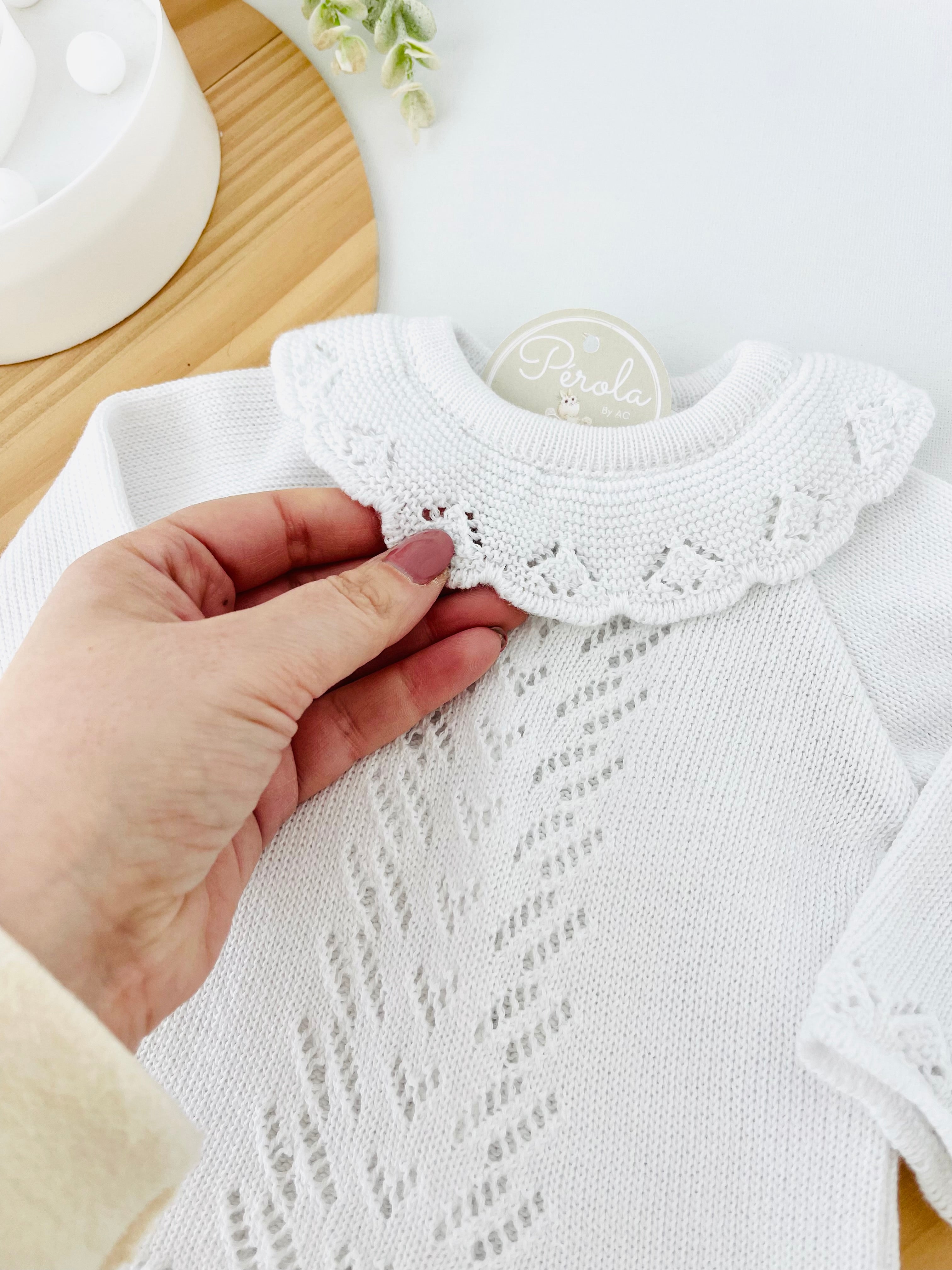 Conjunto malha com golinha: camisola, calças e touca