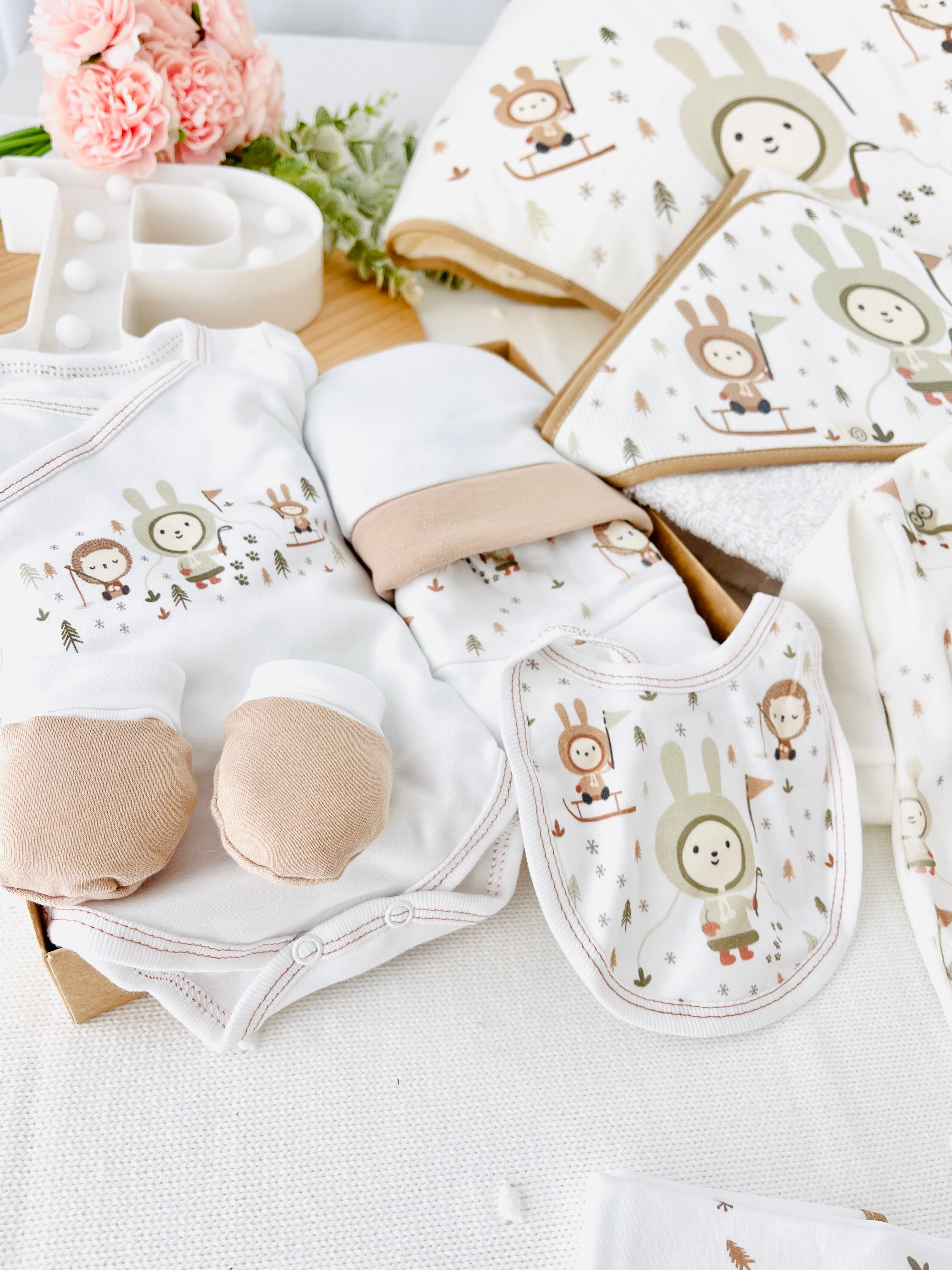 Pack enxoval unissexo: 9 peças - tema Esquimó