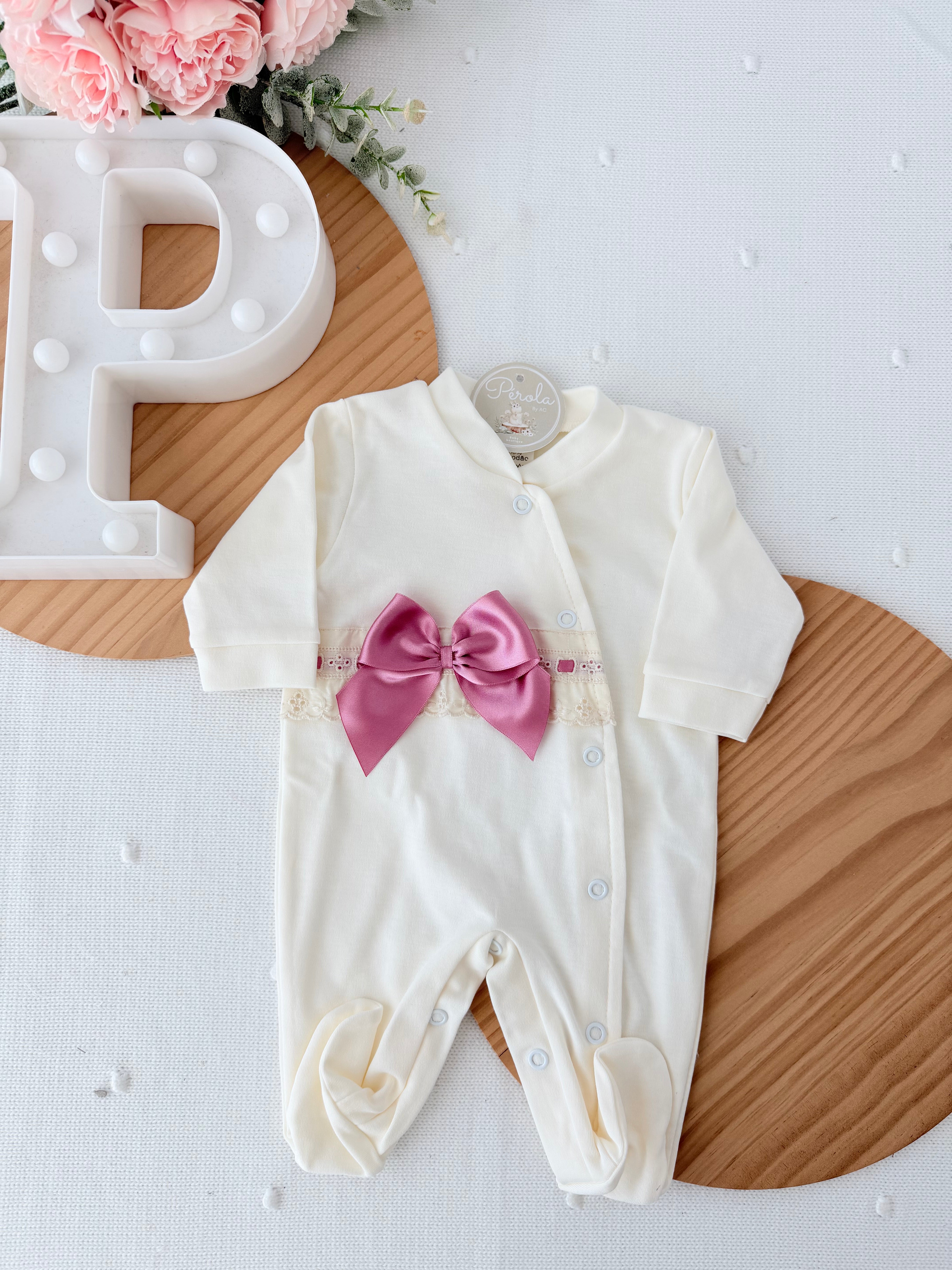 Babygrow pérola com renda