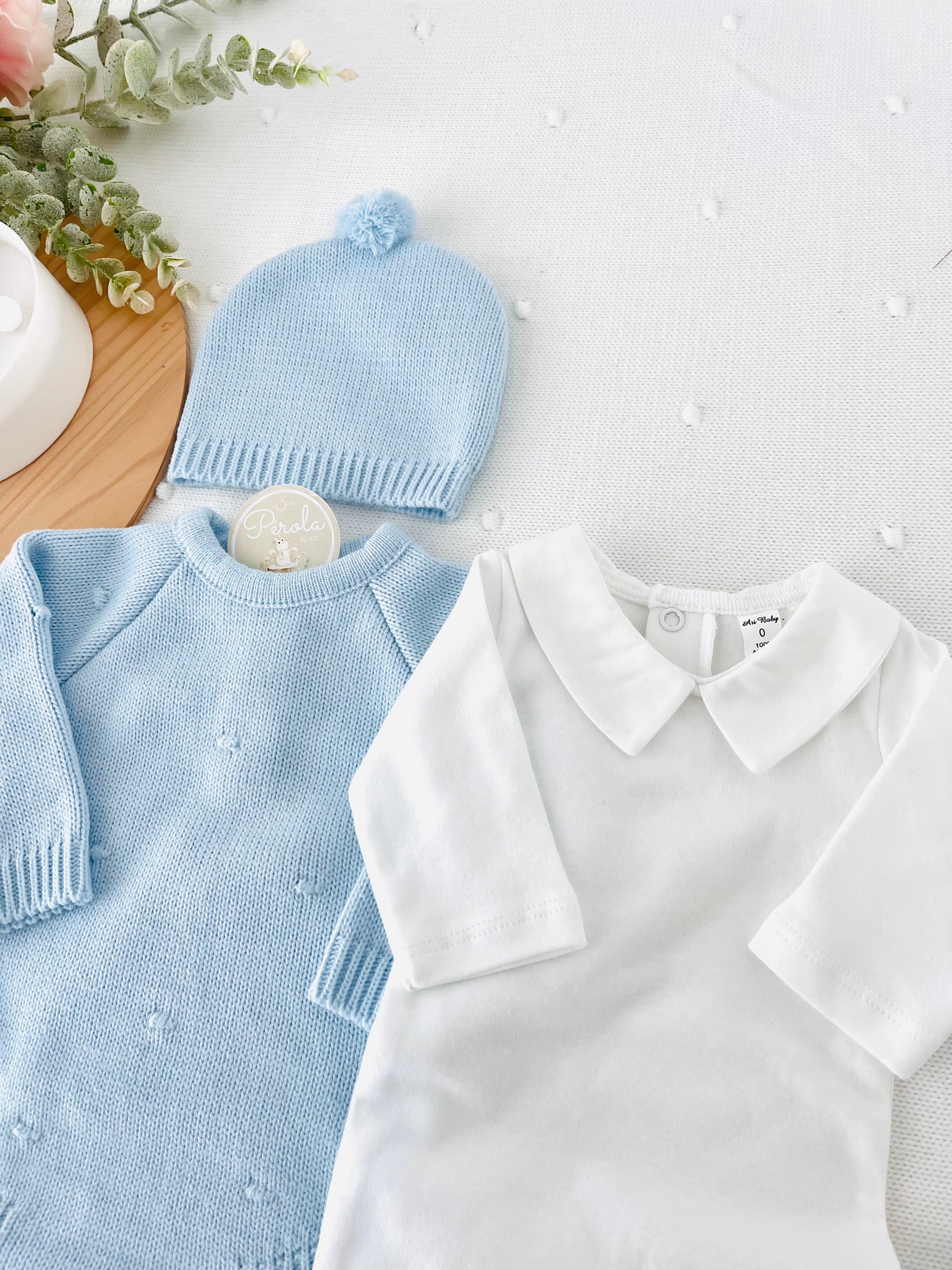 Fofo e gorro pintinhas