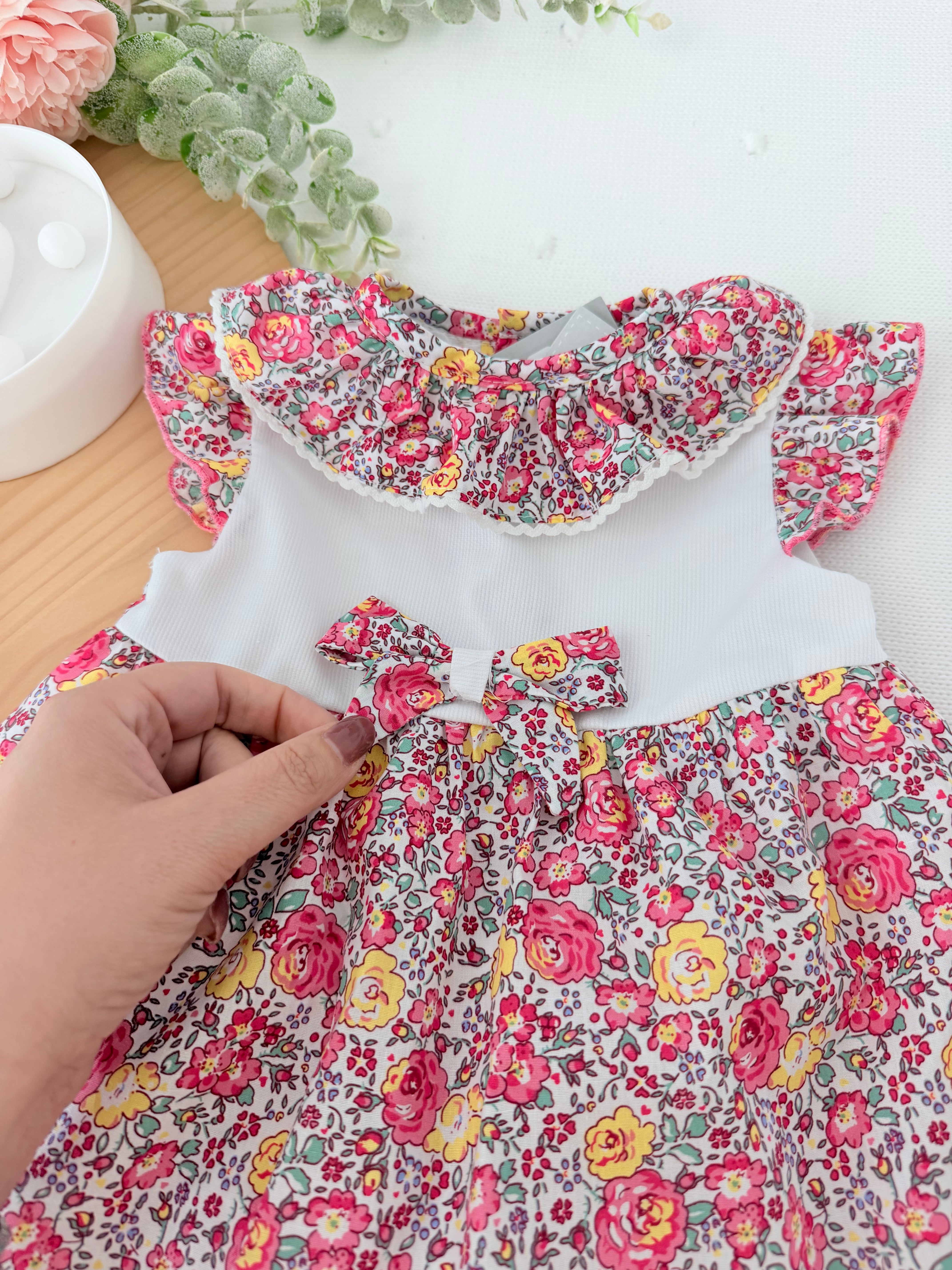Conjunto vestido e tapa fraldas