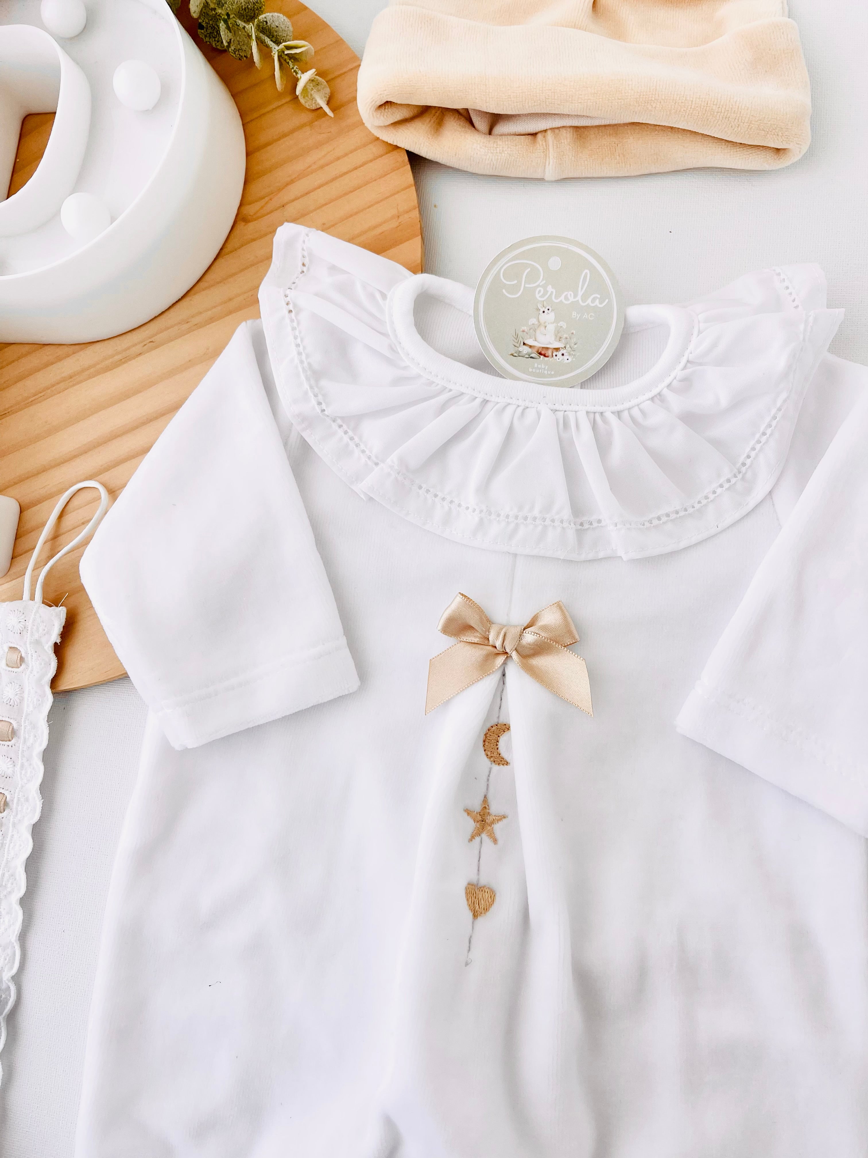 Babygrow branco veludo