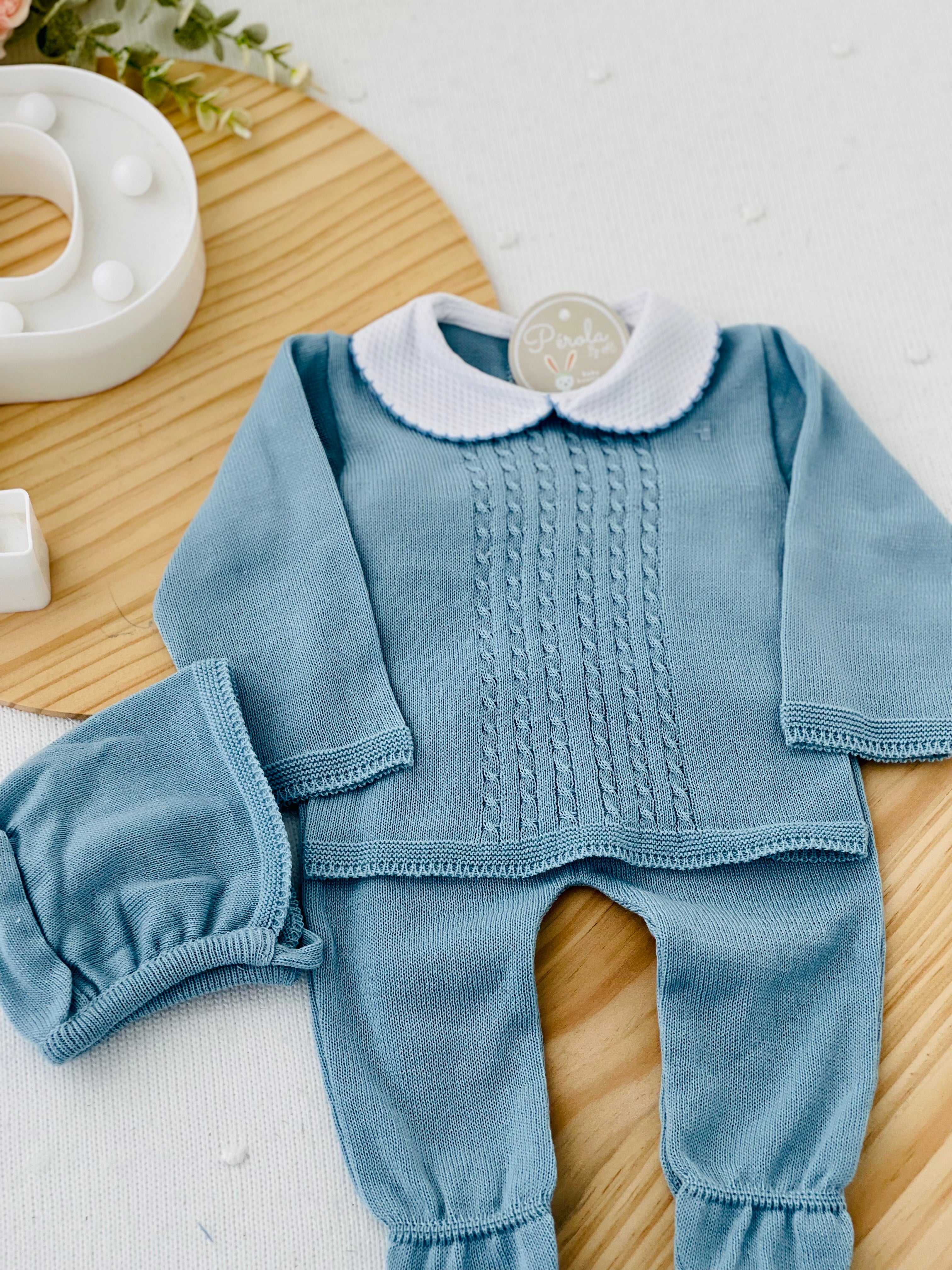 Conjunto malha fina: camisola,calças e touca Primavera/Verão