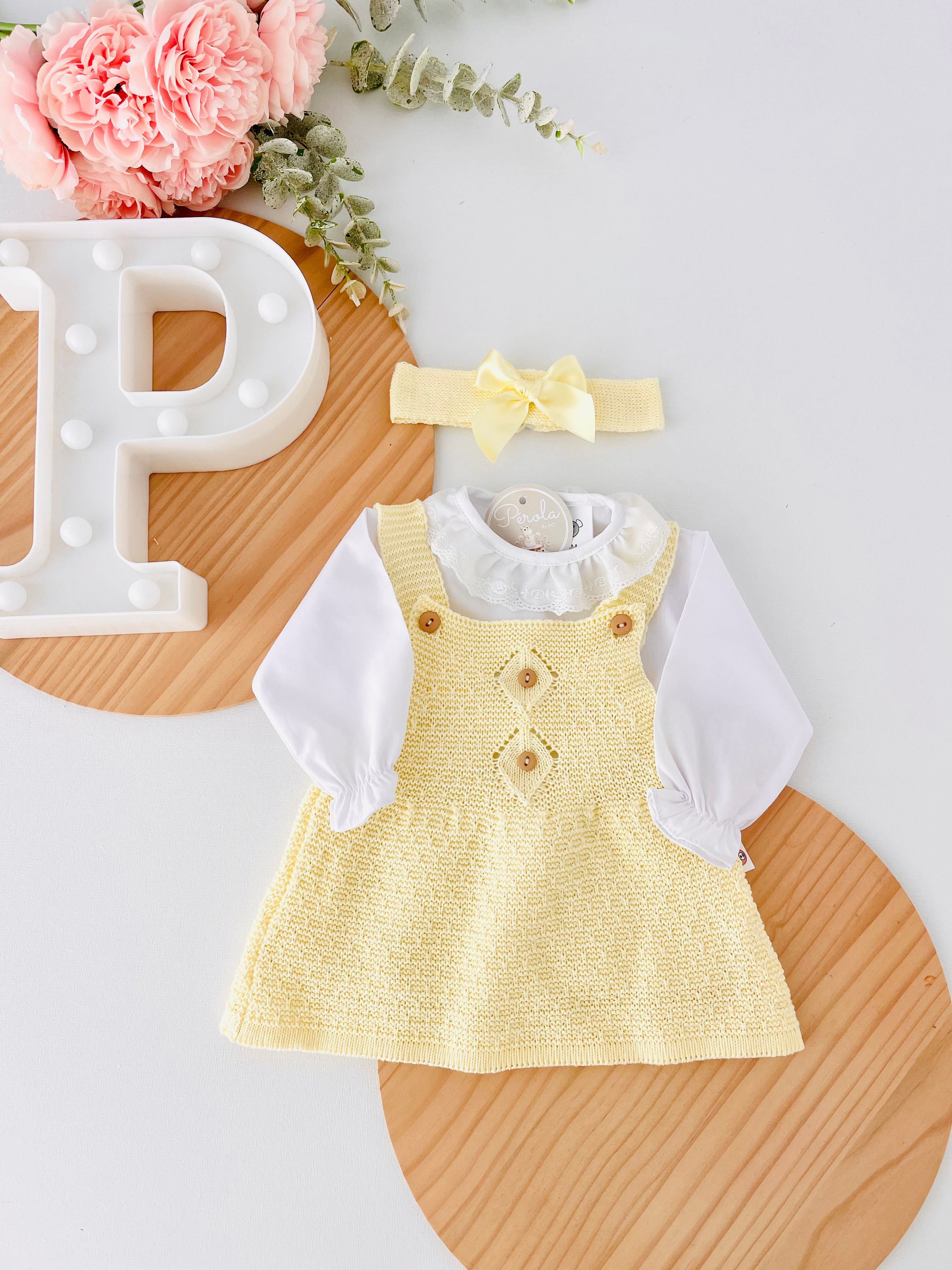 Conjunto Amarelo : vestido, blusa e fita com laço