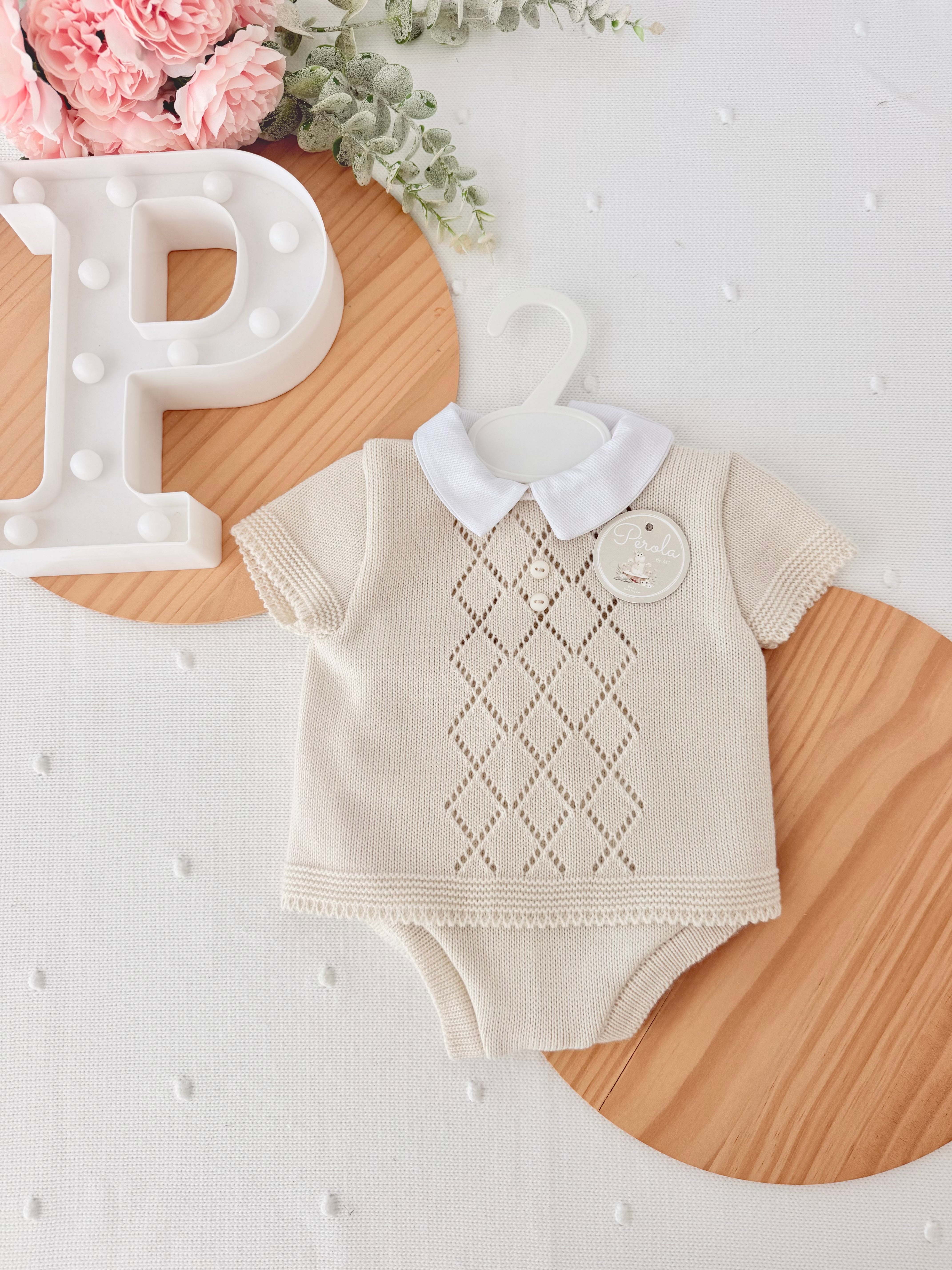 Conjunto bege camisola e tapa fraldas 1/3M