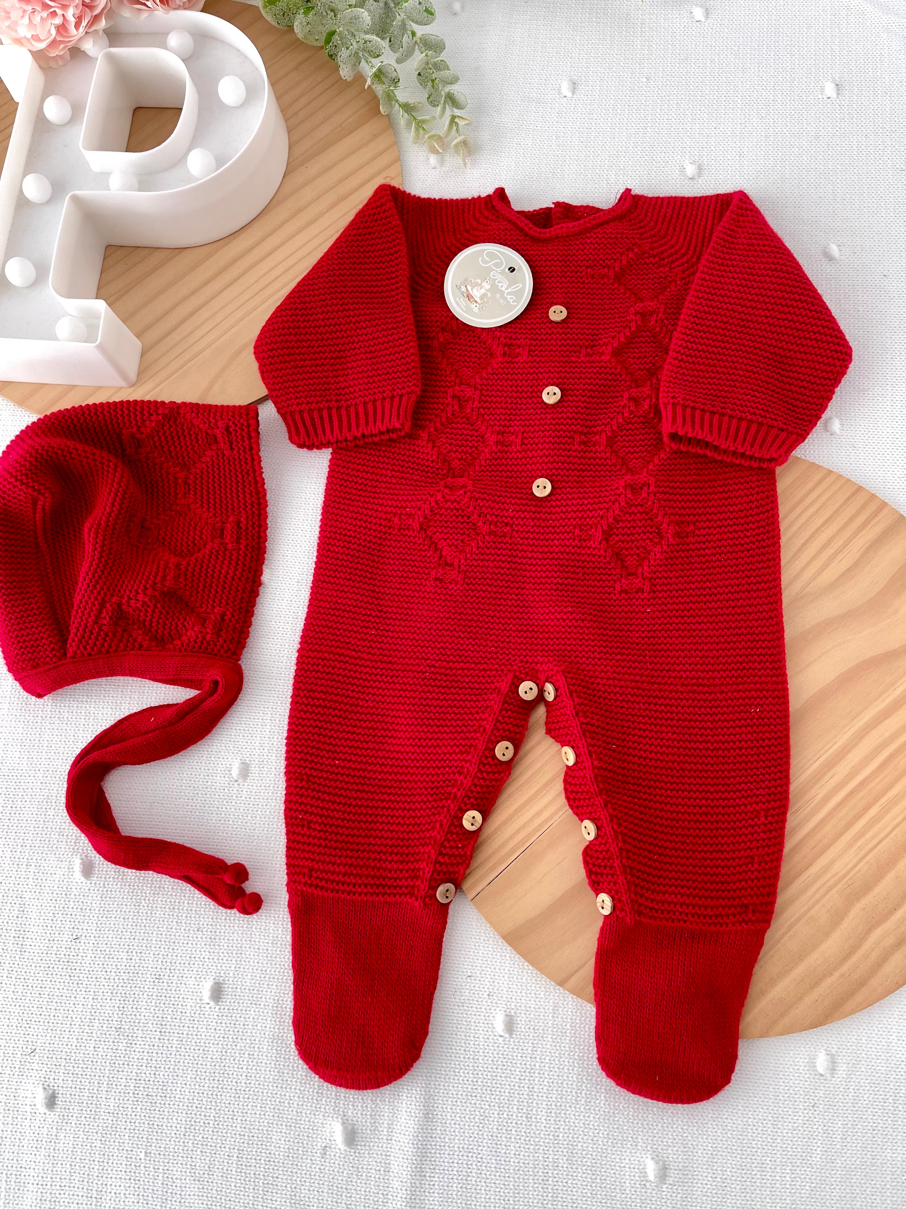 Saída de maternidade vermelho: Babygrow e touca