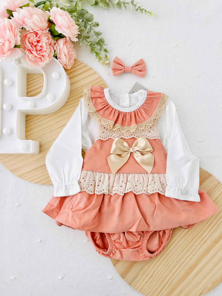 Conjunto Salmão : fofo, blusa e laço
