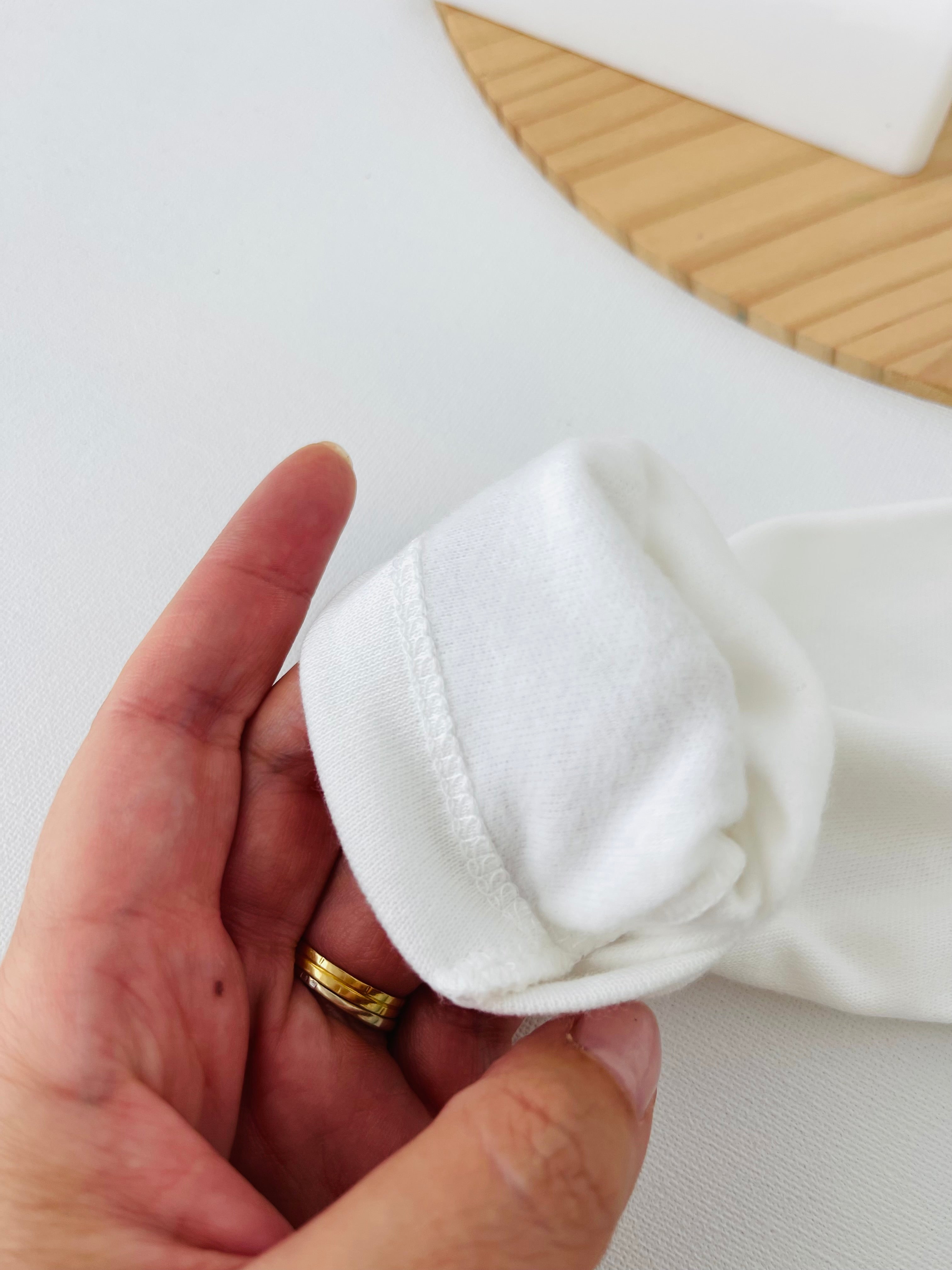 Conjunto fadas verde : jardineiras e camisola com carda