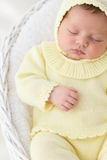 Conjunto doce ternura amarelo : camisola , calças e touca