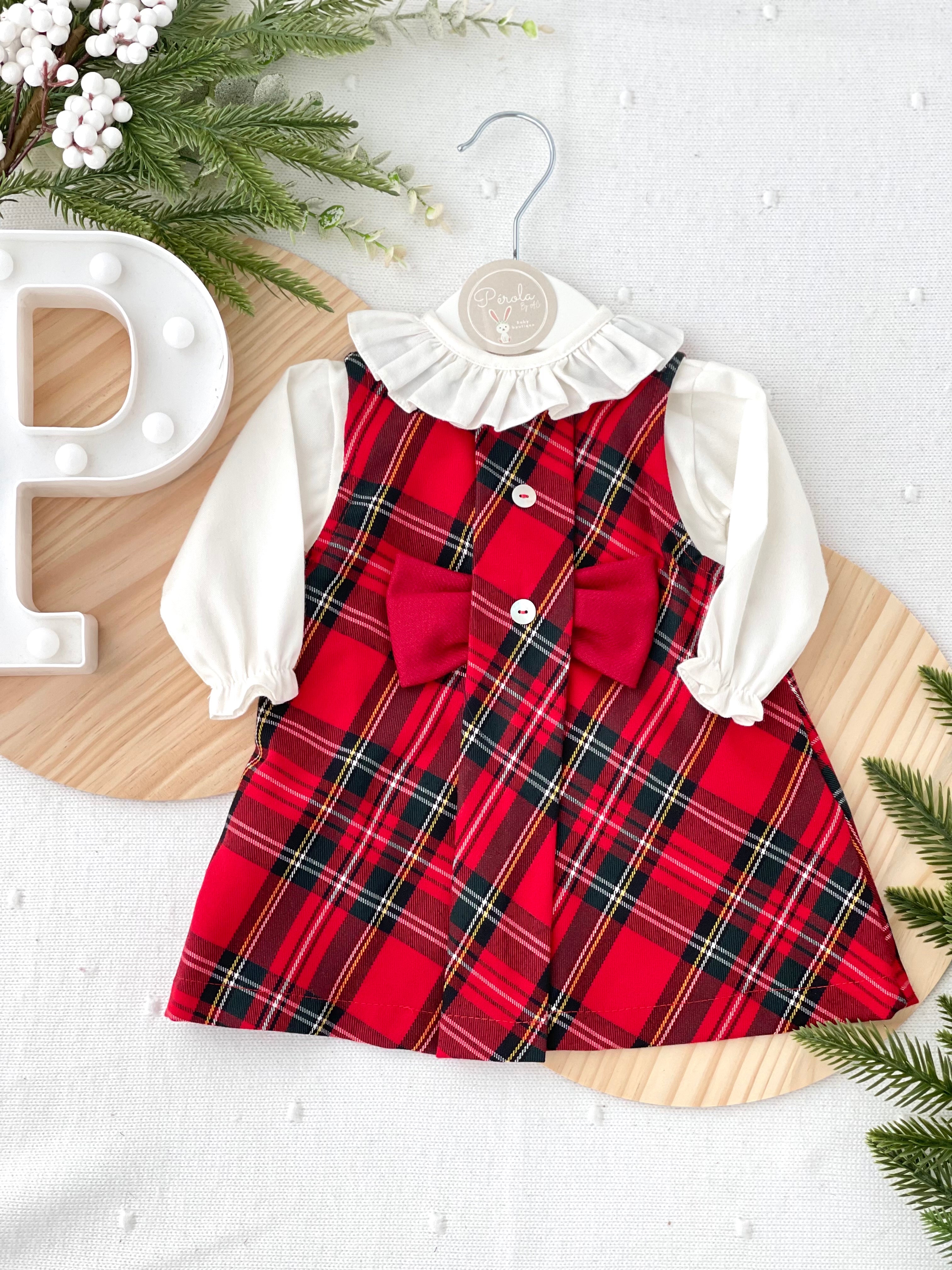 Conjunto laço vermelho: vestido xadrez  e camisa