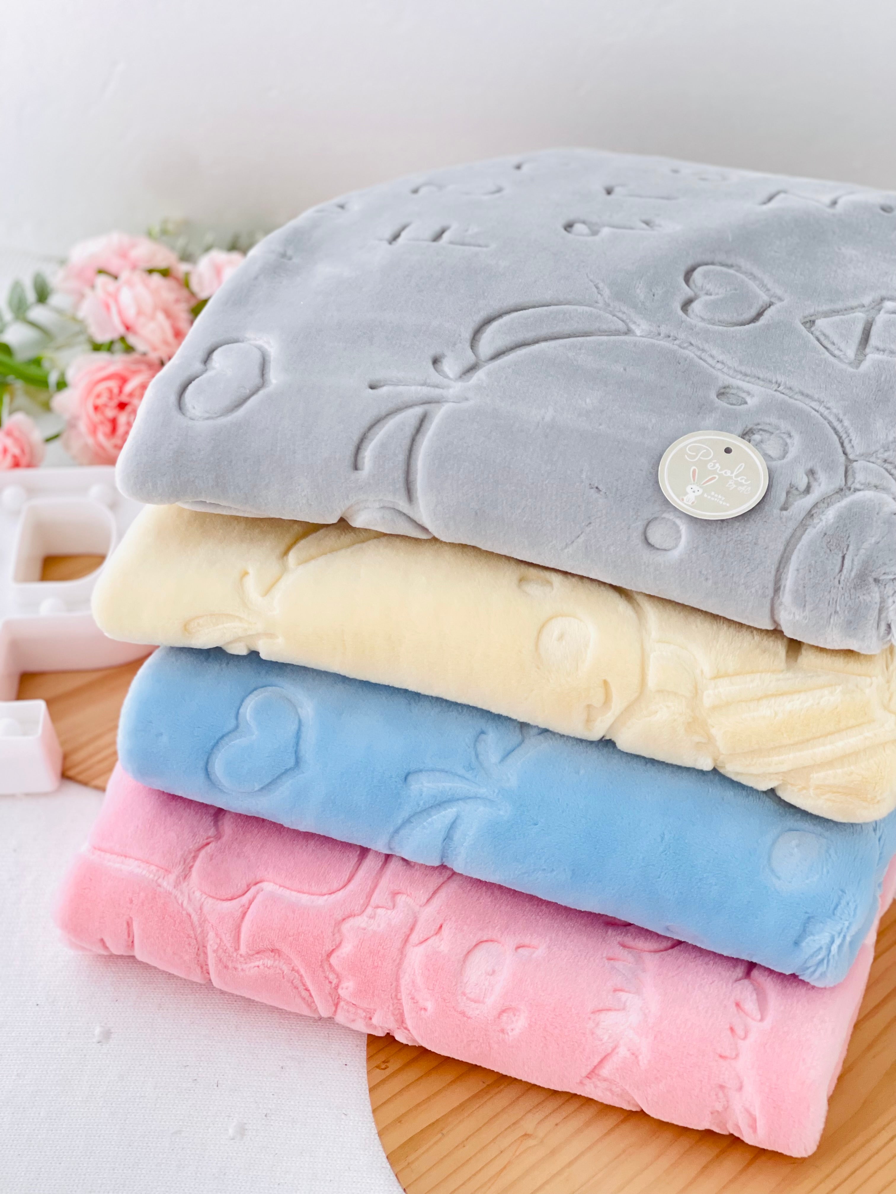 Cobertores para berços “next to me” e Alcofas