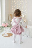 Conjunto Bolinhas Rosa: Blusa + Jardineiras com Laço