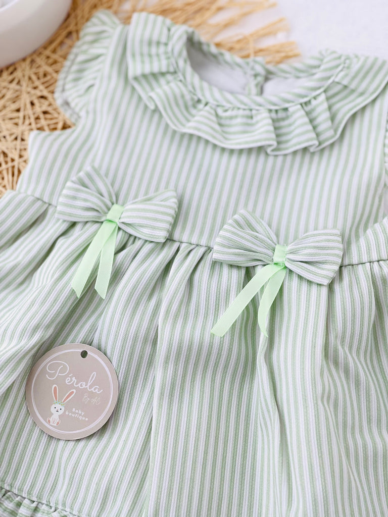 Vestido verde risquinhas