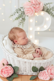 Babygrow bege tema flores em algodão