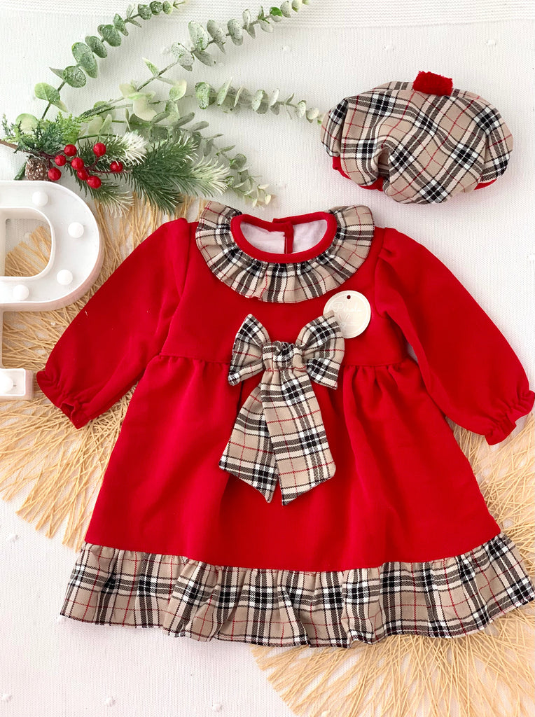 Conjunto Paris: Vestido e bóina em xadrez Burberry