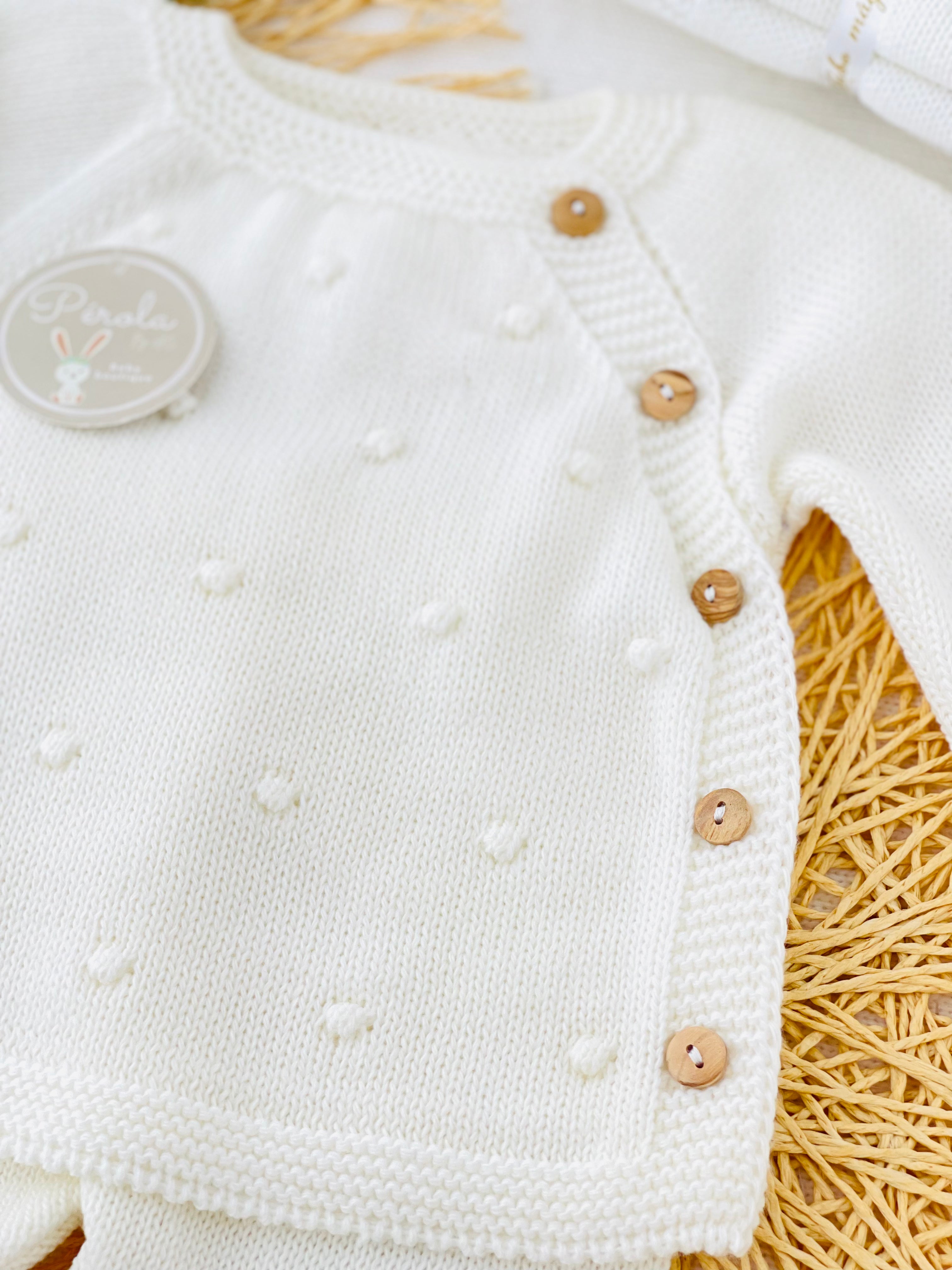 Conjunto unissexo pintinhas: camisola, calças e touca Outono/Inverno