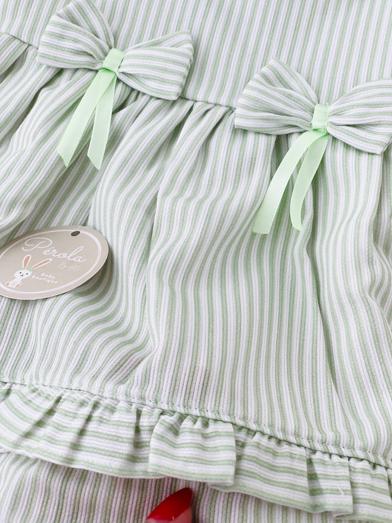 Vestido verde risquinhas