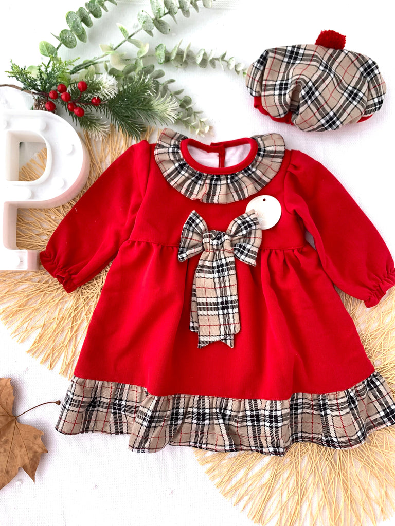 Conjunto Paris: Vestido e bóina em xadrez Burberry