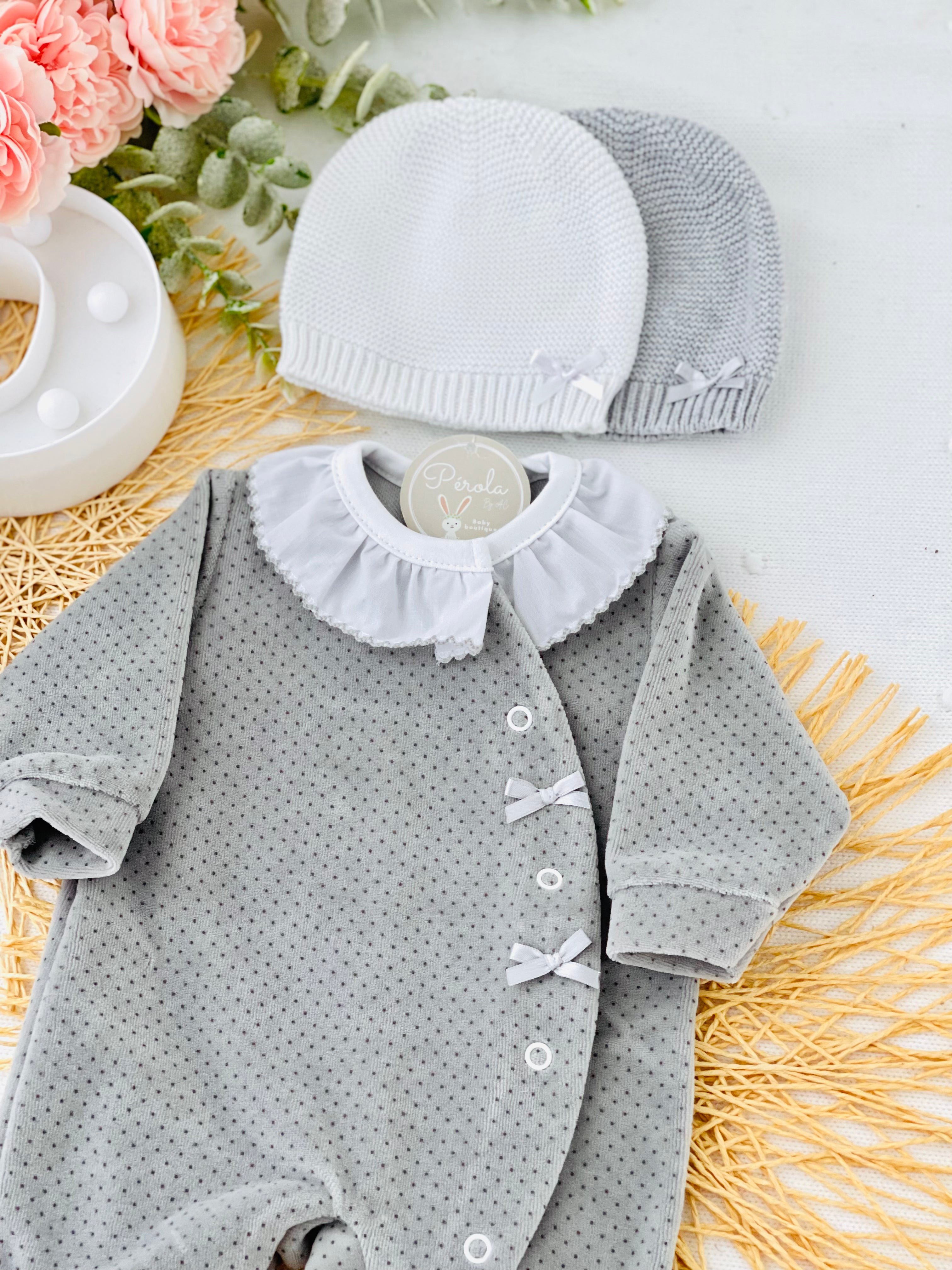 Babygrow pintinhas veludo com golinha
